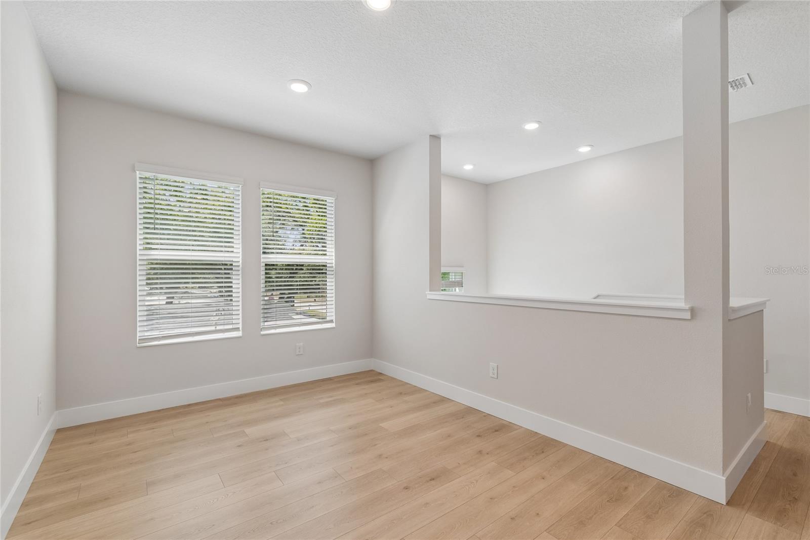 2916 W ELLIS DR — photo 17