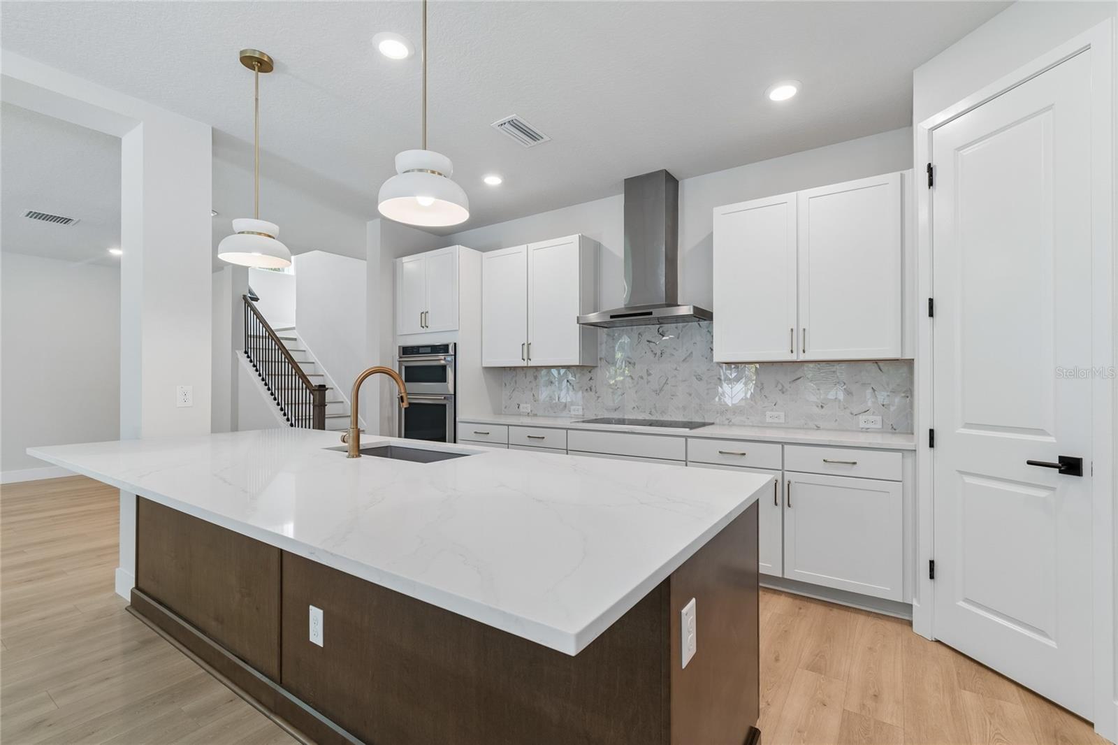 2916 W ELLIS DR — photo 4