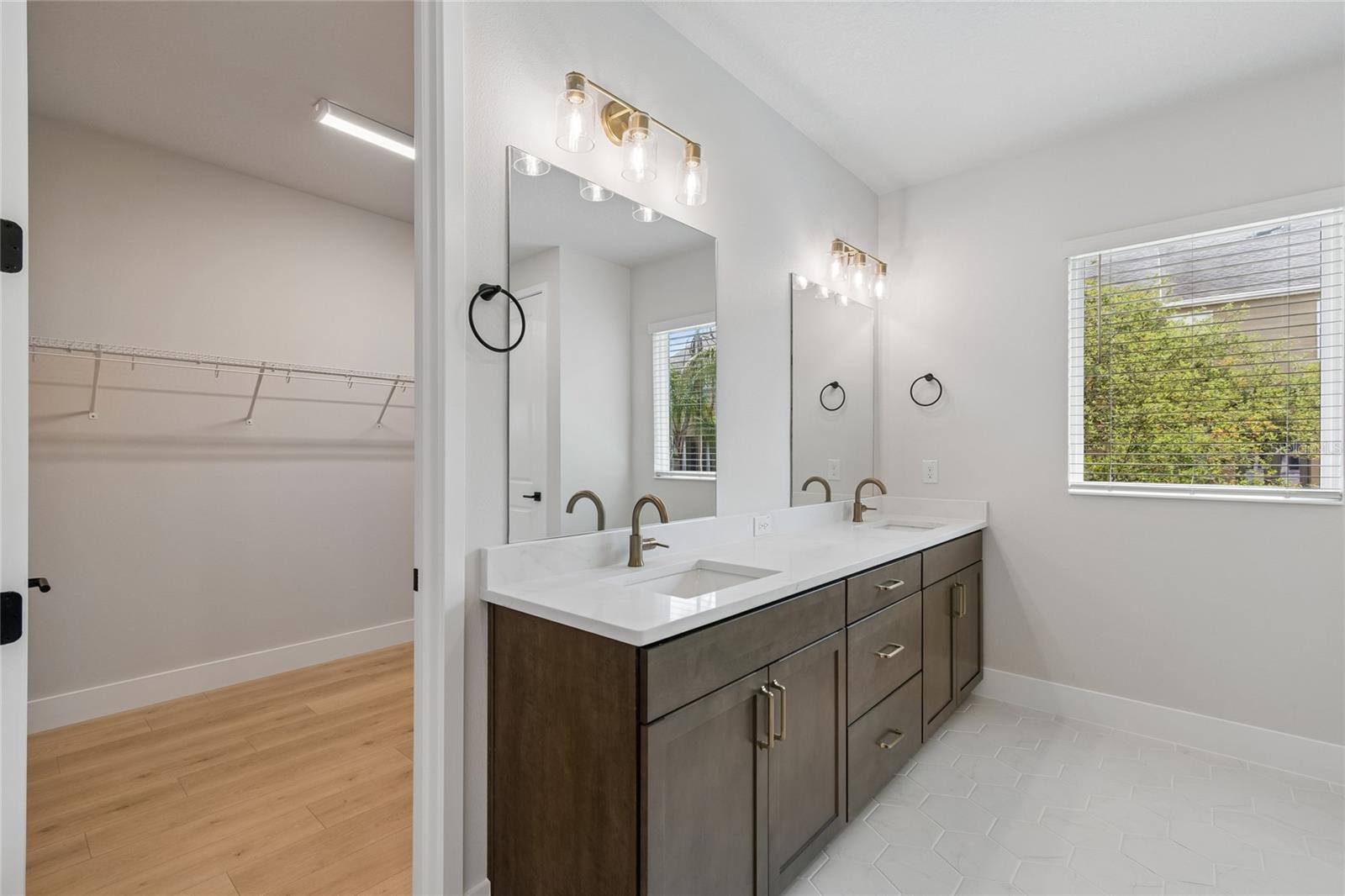 2916 W ELLIS DR — photo 25