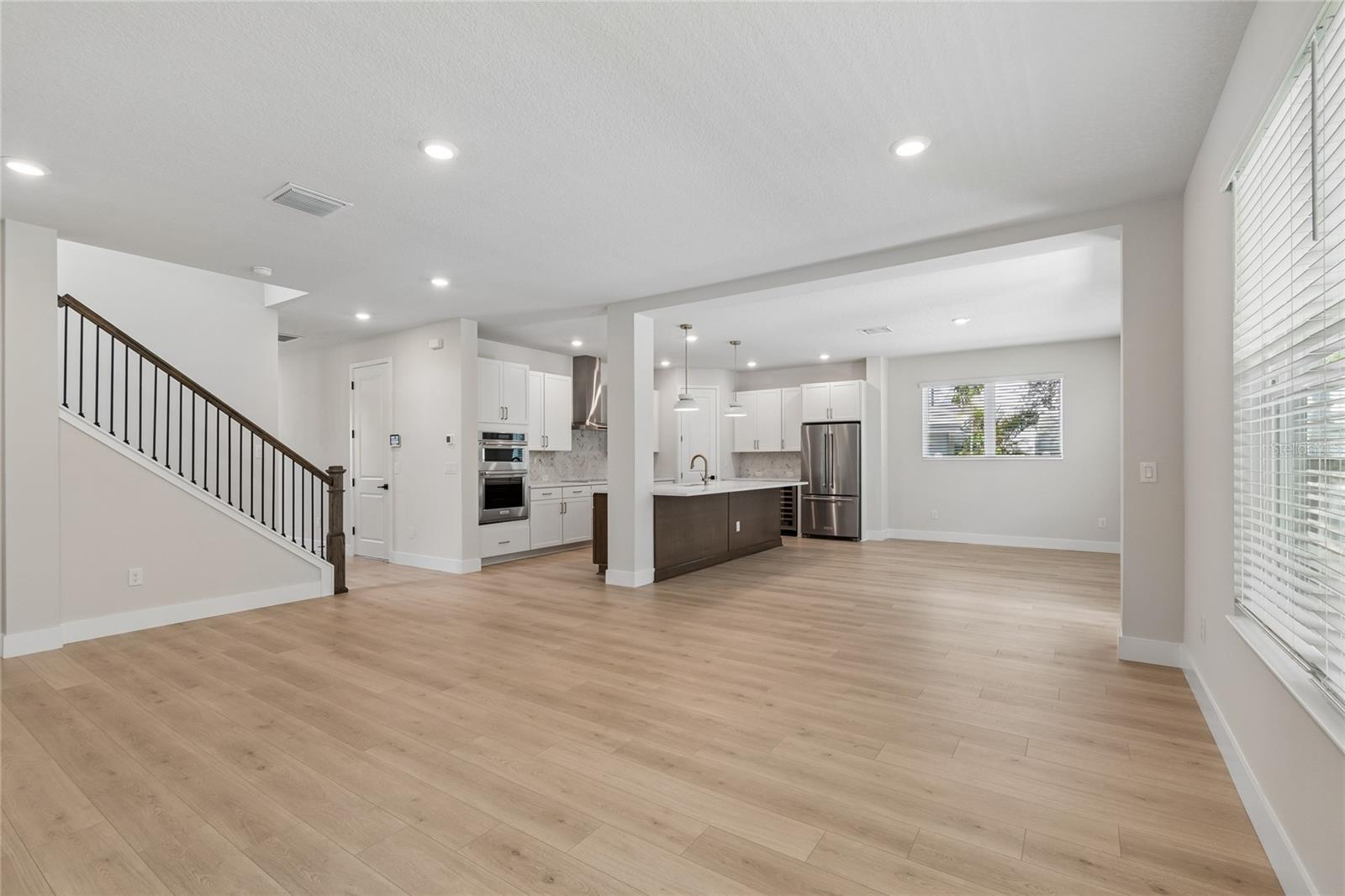 2916 W ELLIS DR — photo 13