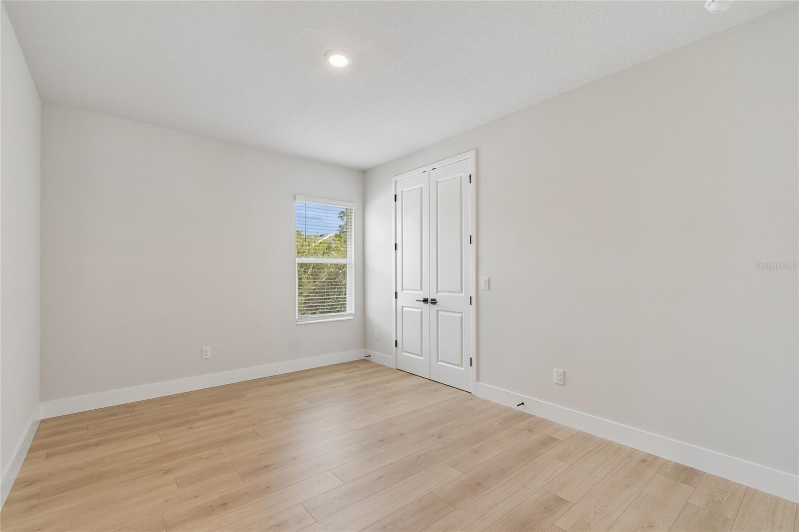 2916 W ELLIS DR — photo 31