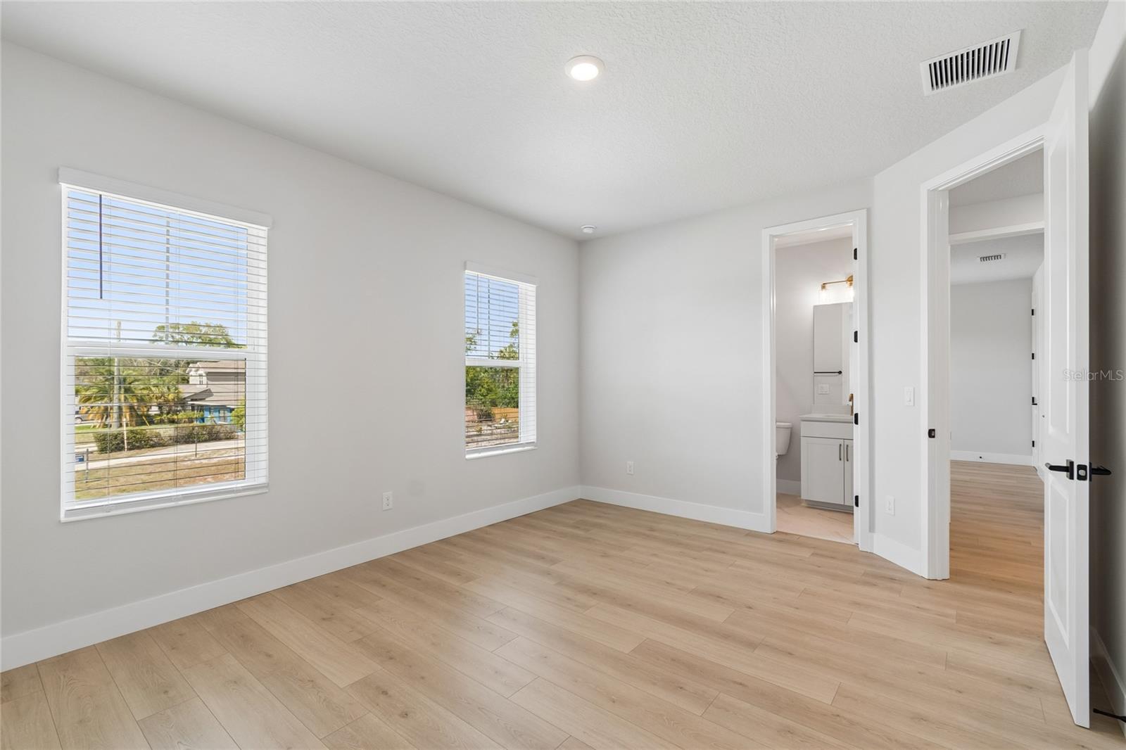 2916 W ELLIS DR — photo 35