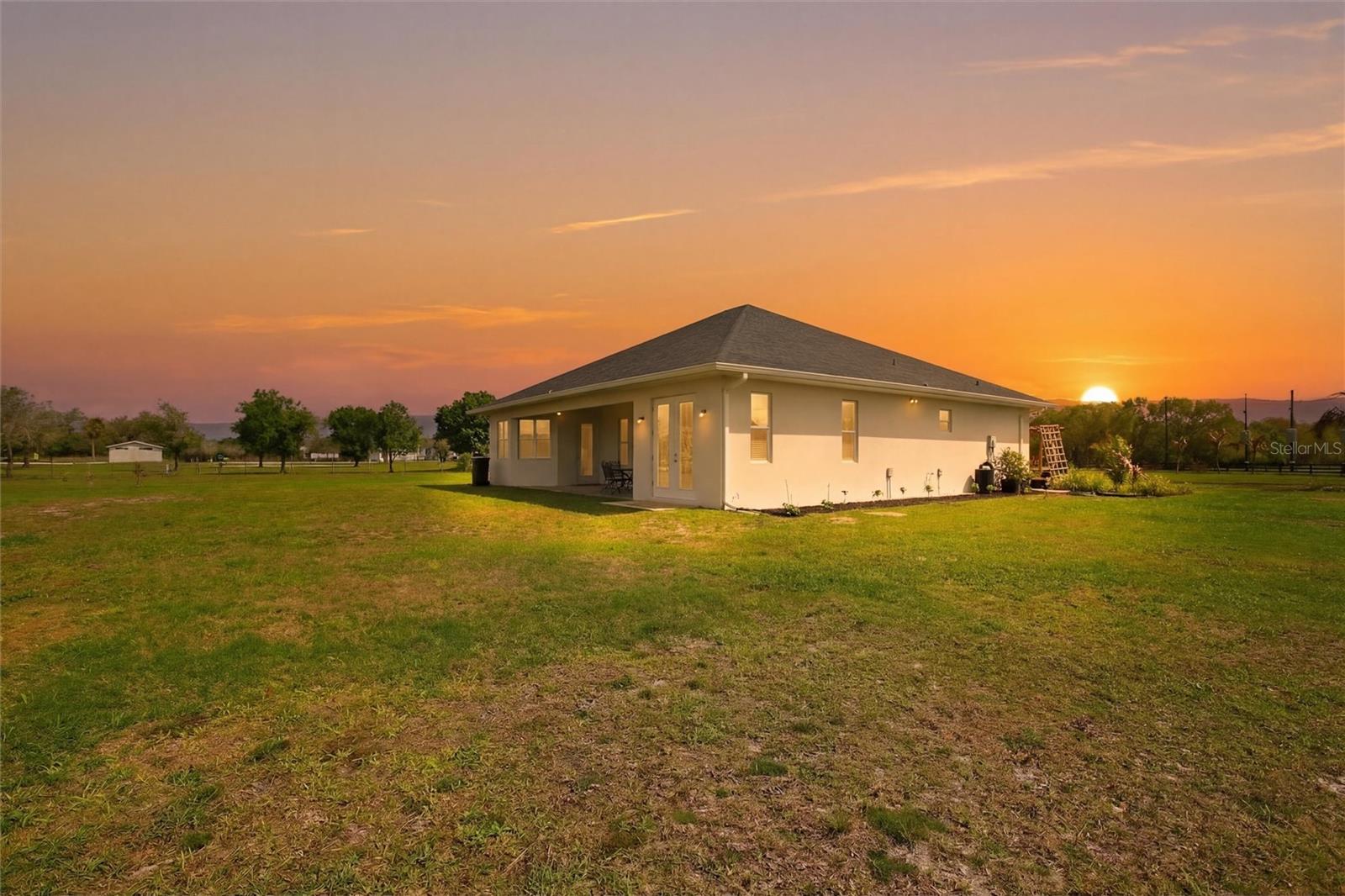 10080 WAUCHULA RD — photo 2