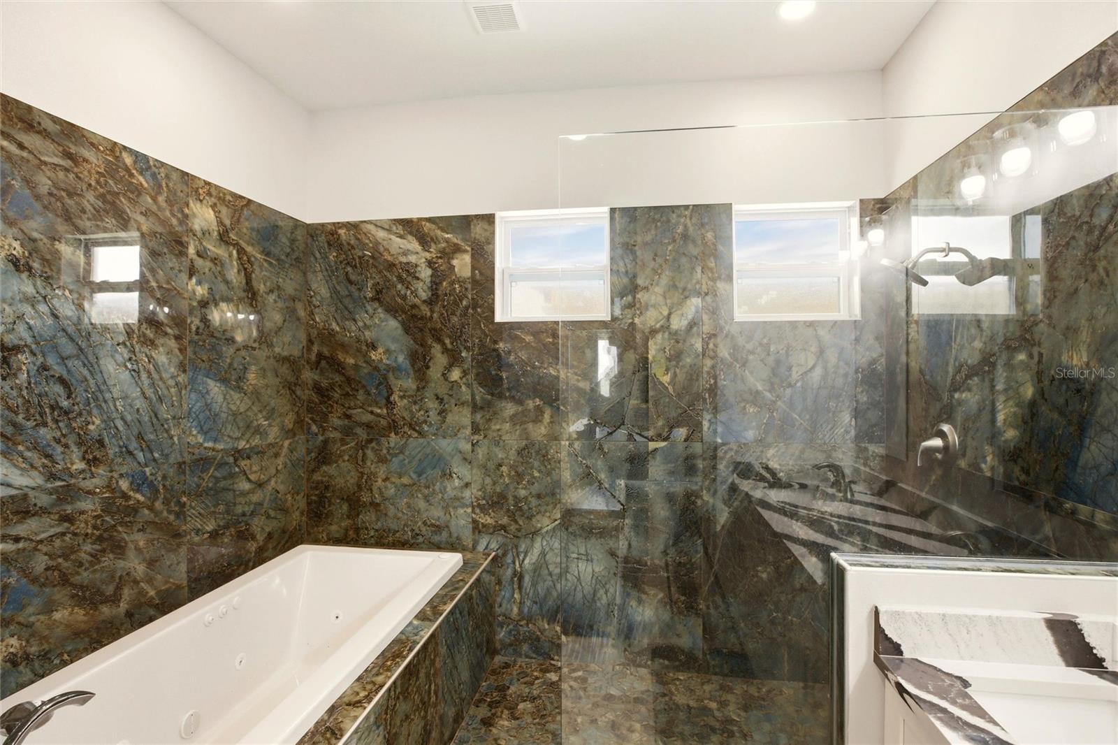 10080 WAUCHULA RD — photo 24