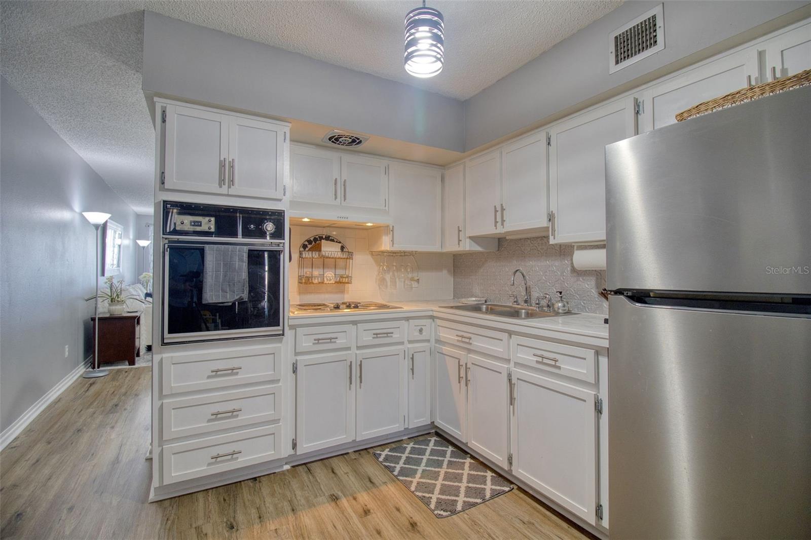 2436 RHODESIAN DR #32 — photo 14