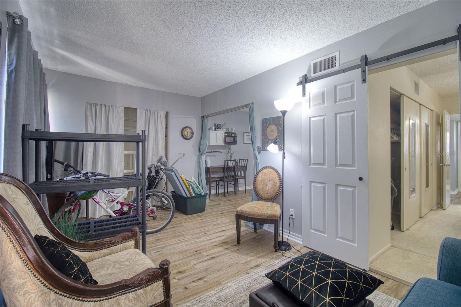 2436 RHODESIAN DR #32 — photo 18