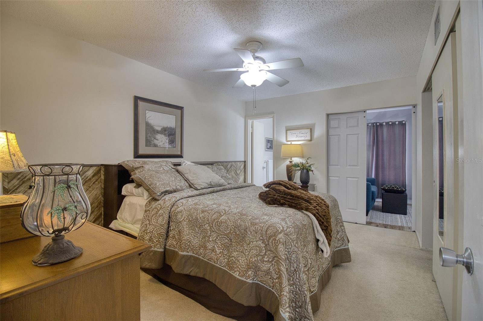 2436 RHODESIAN DR #32 — photo 22