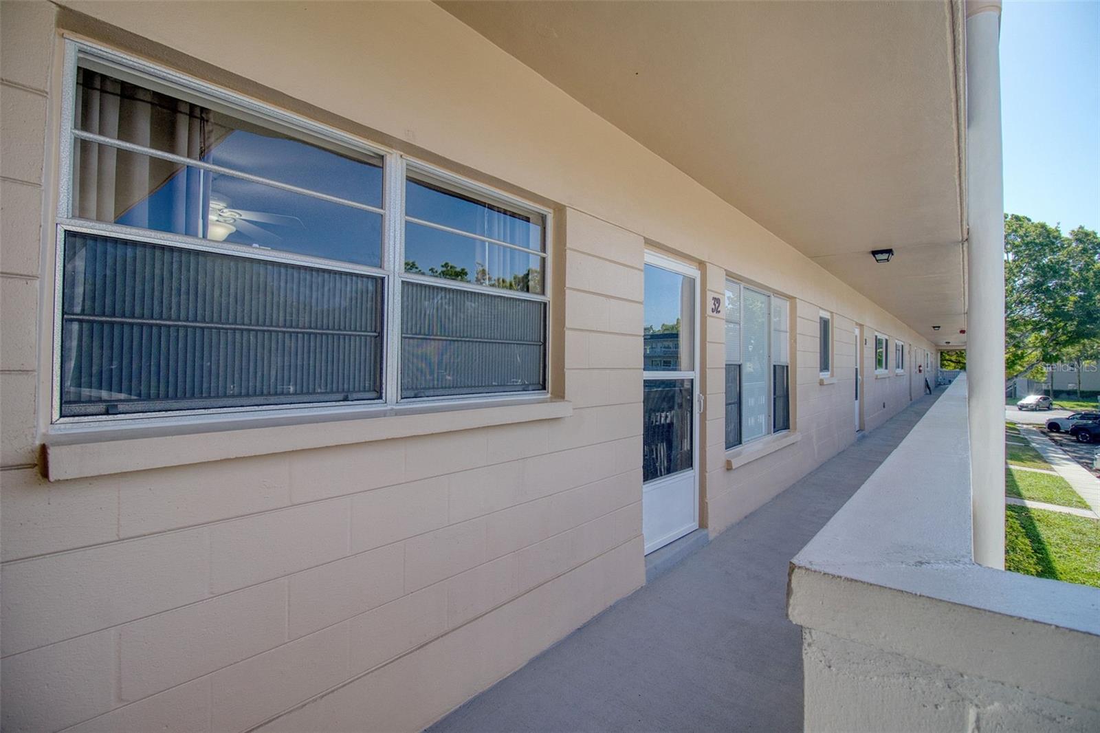 2436 RHODESIAN DR #32 — photo 2