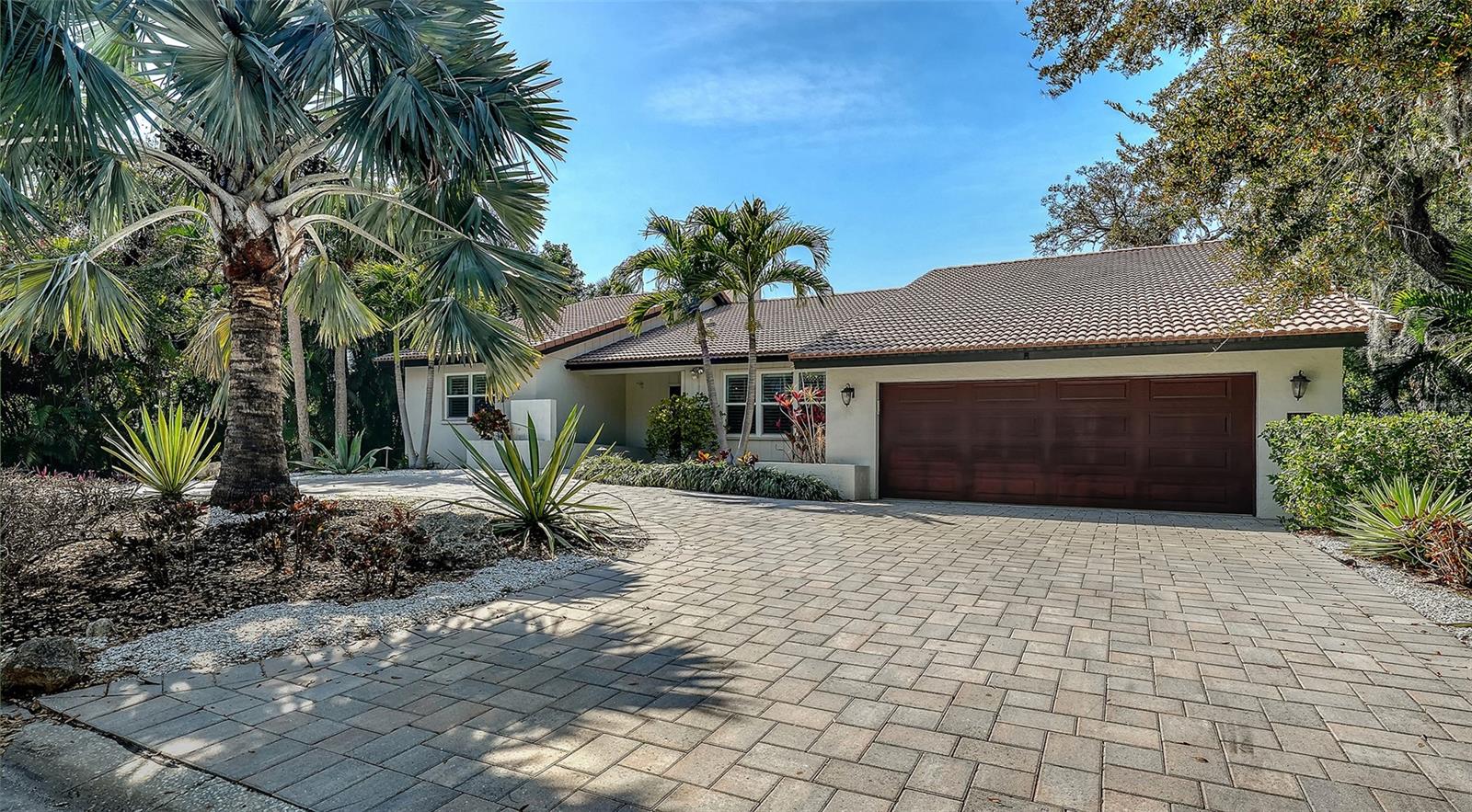 5231 SIESTA COVE DR — photo 6