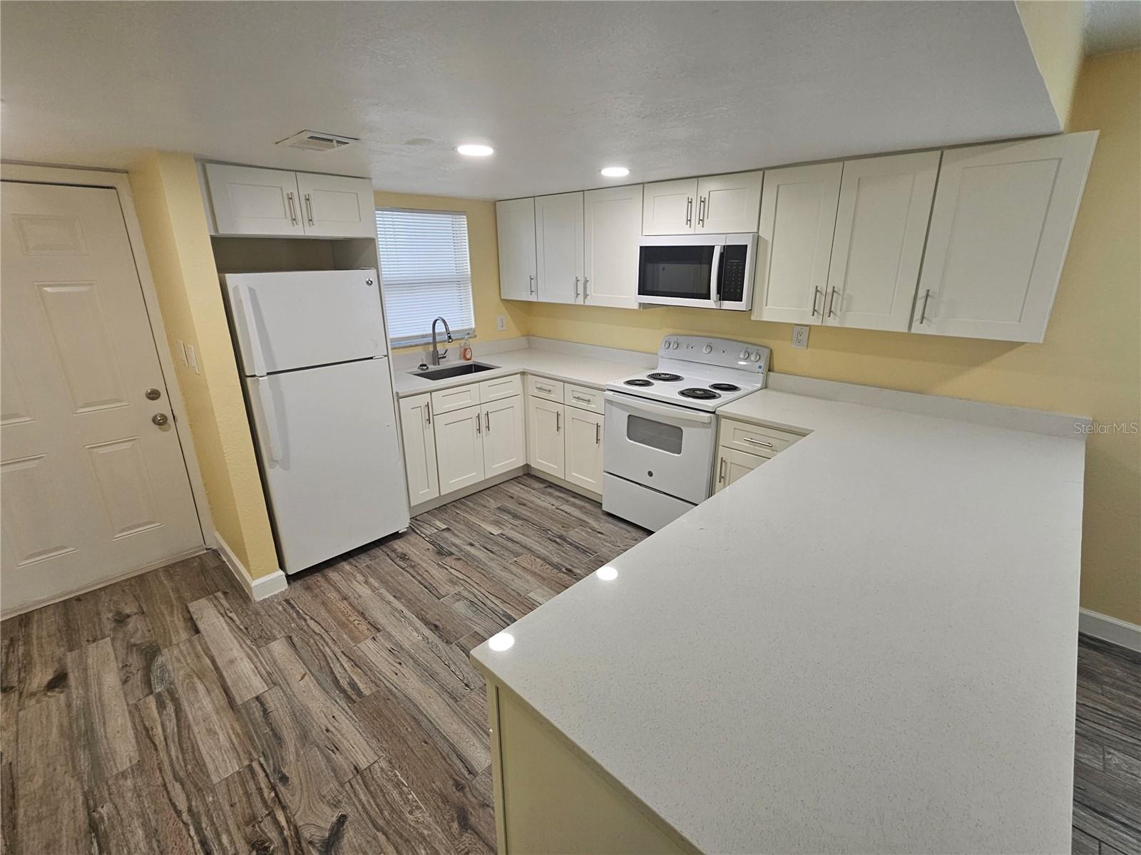 2045 ALPINE RD #3 — photo 6