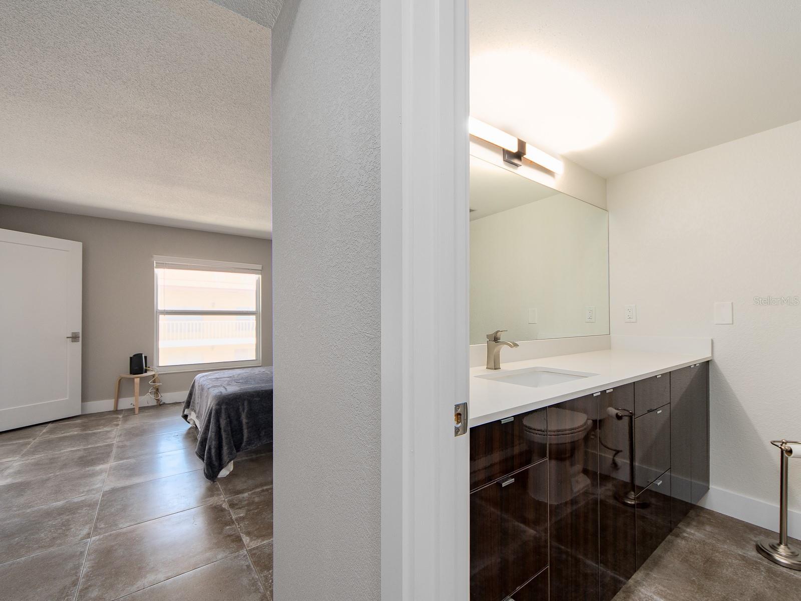 105 ISLAND WAY #143 — photo 14