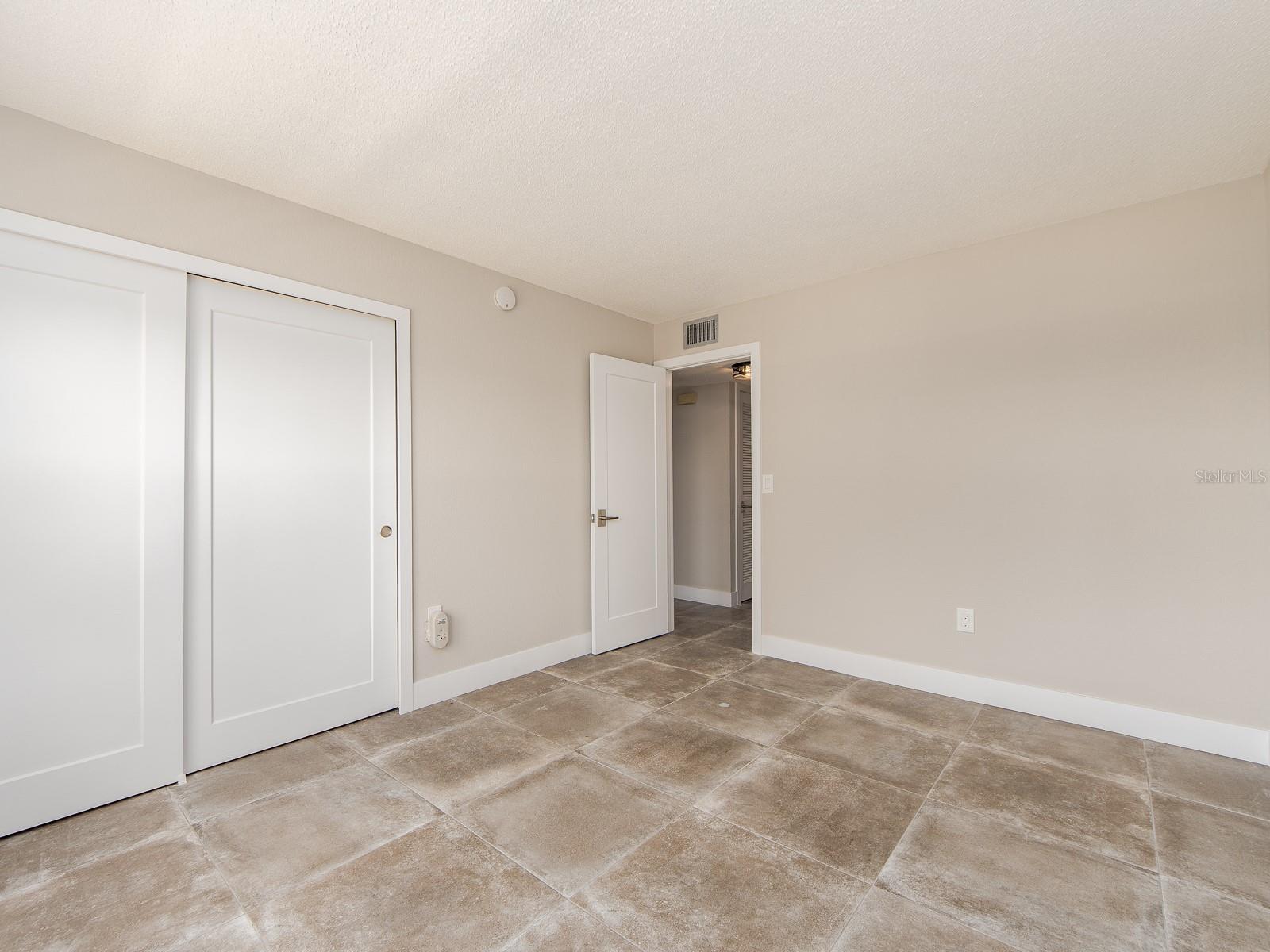 105 ISLAND WAY #143 — photo 21