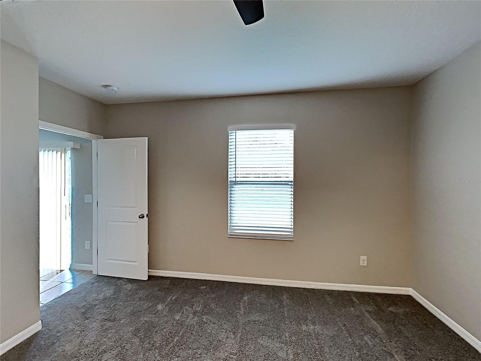 15320 BROAD BRUSH DR — photo 9