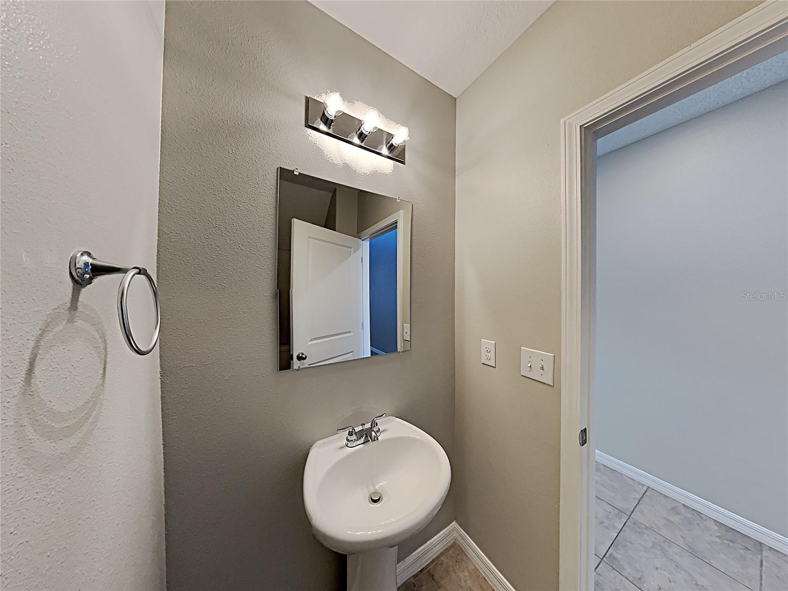 15320 BROAD BRUSH DR — photo 40