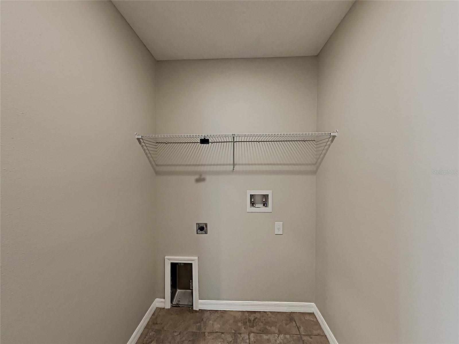 15320 BROAD BRUSH DR — photo 37