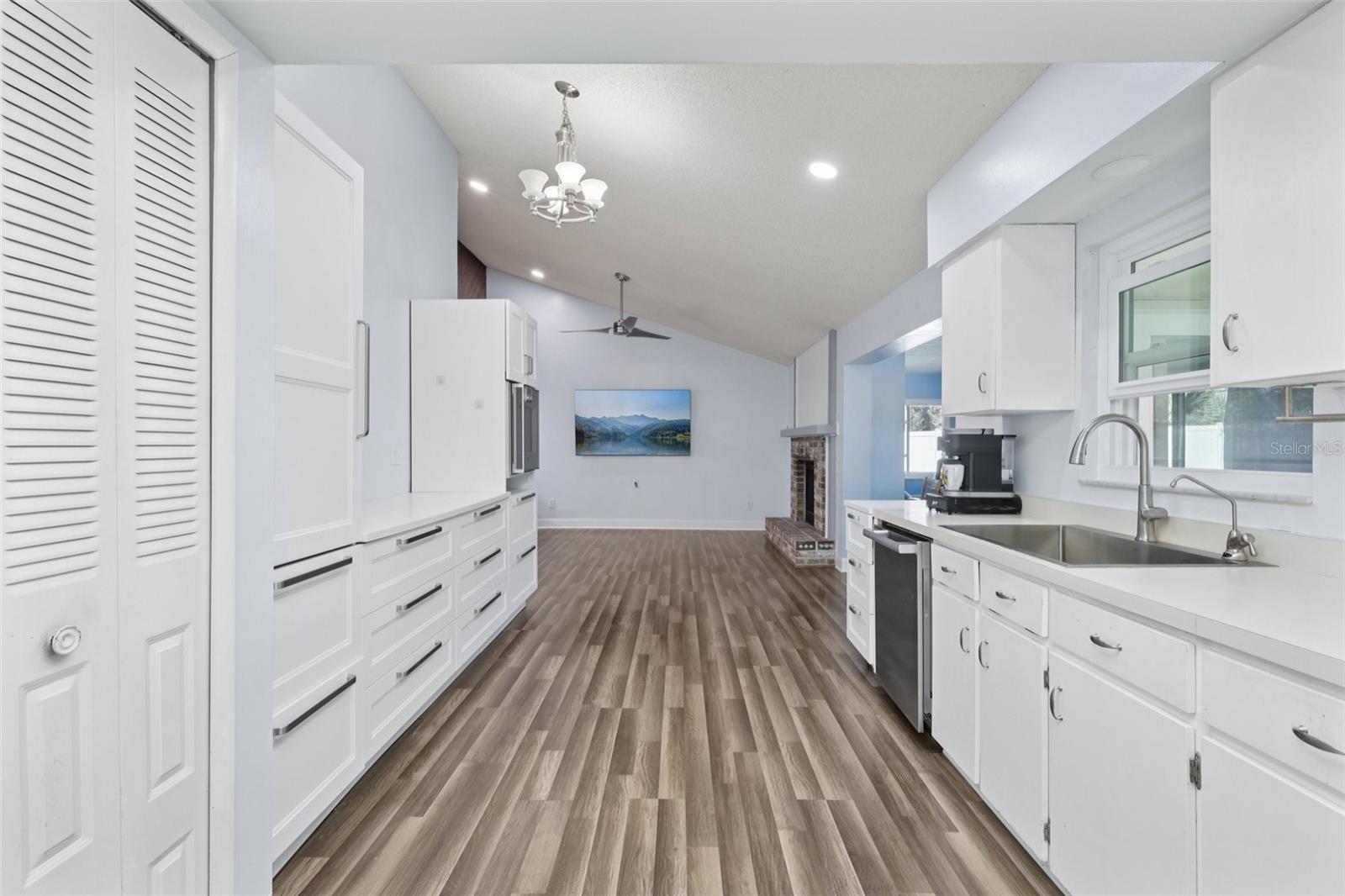 3613 COPPERTREE CIR — photo 11