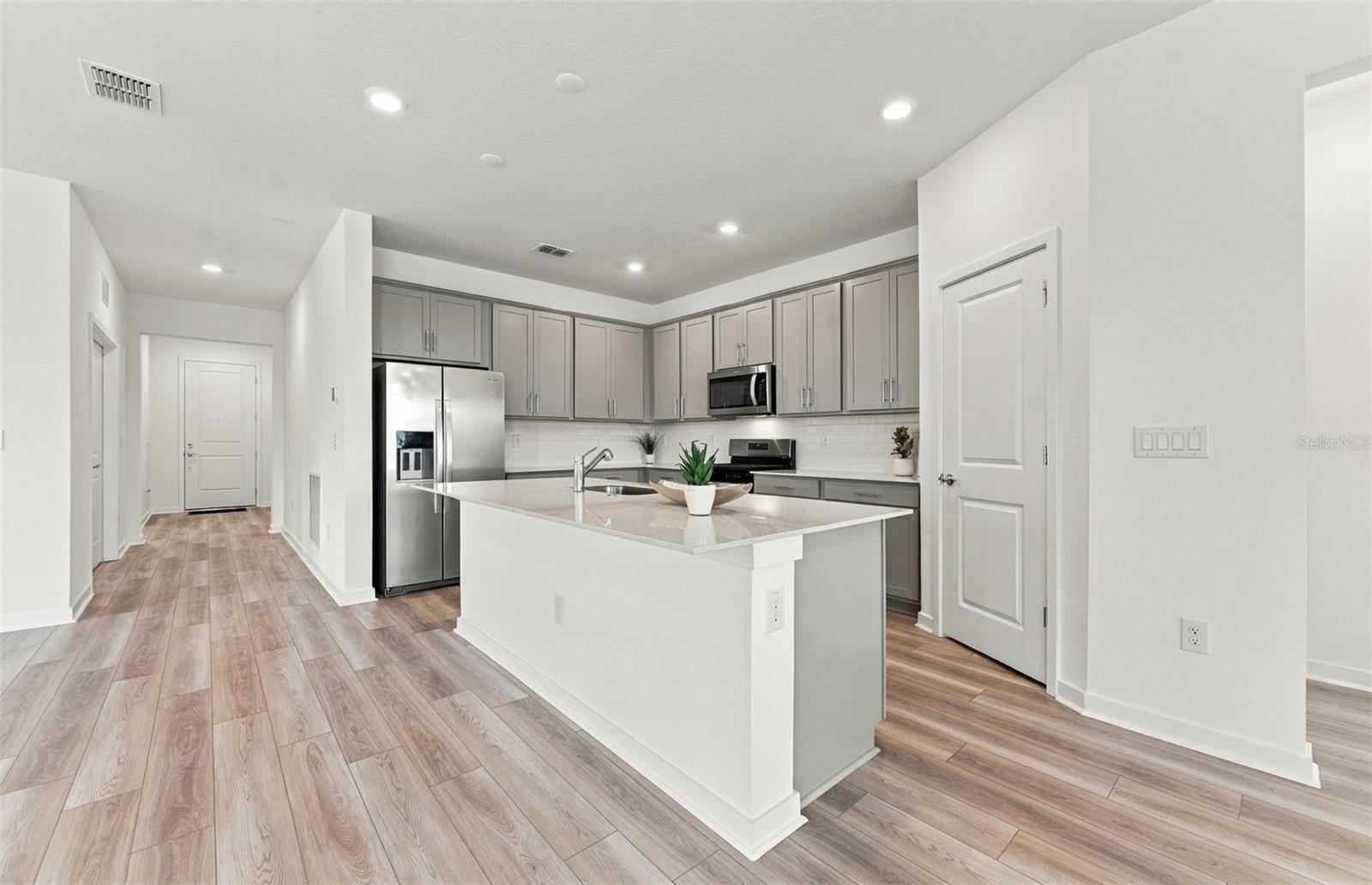 10045 TRELLIS VINE WAY — photo 3