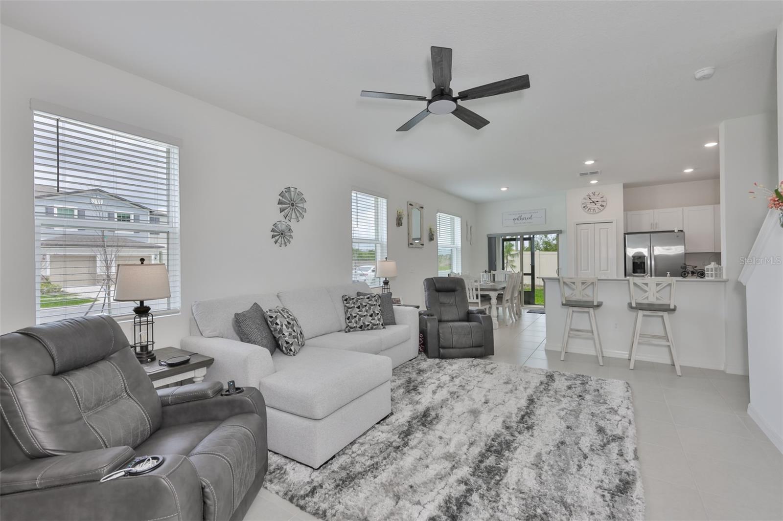 2661 SUNRAY VENUS WAY — photo 3