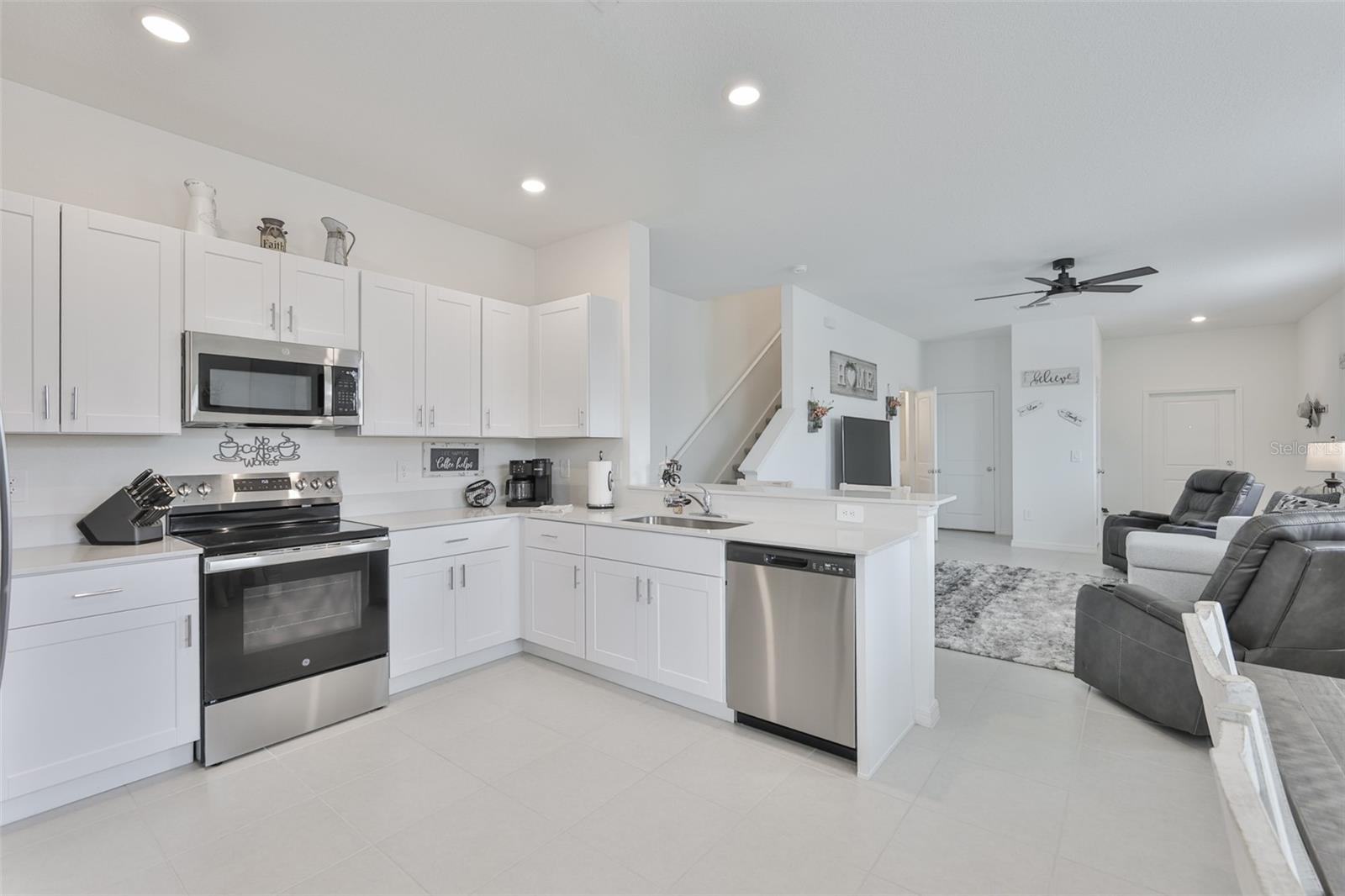 2661 SUNRAY VENUS WAY — photo 11