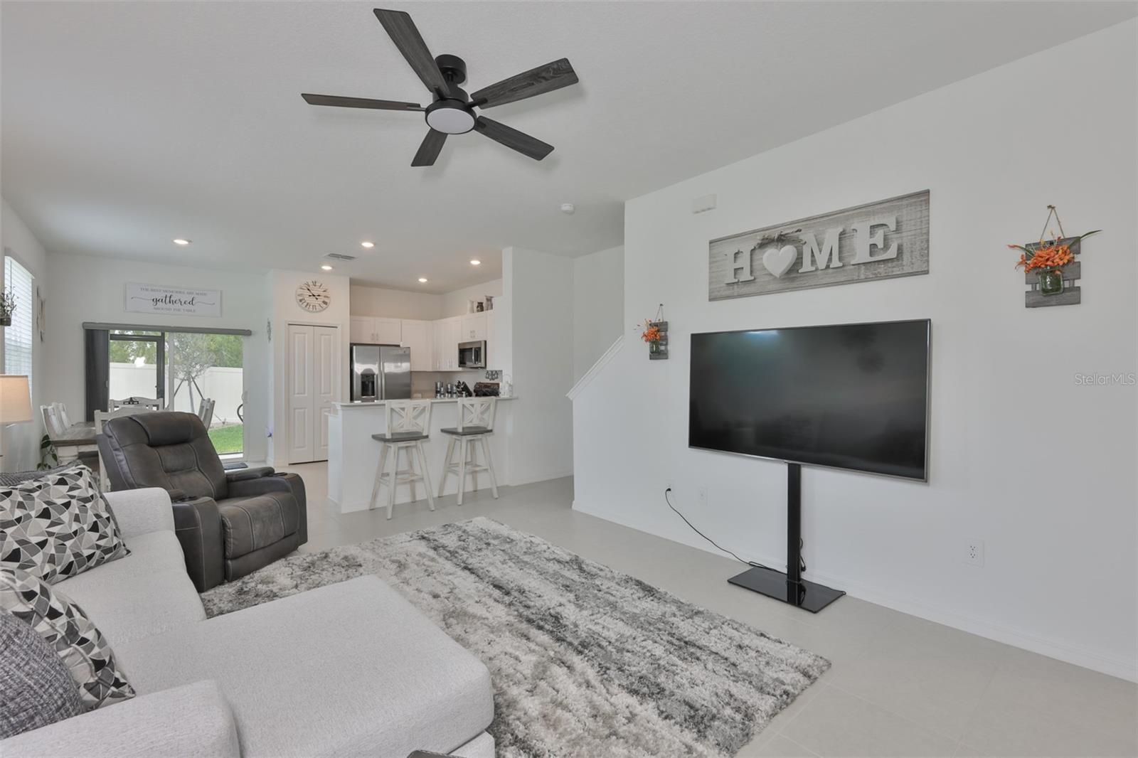 2661 SUNRAY VENUS WAY — photo 2