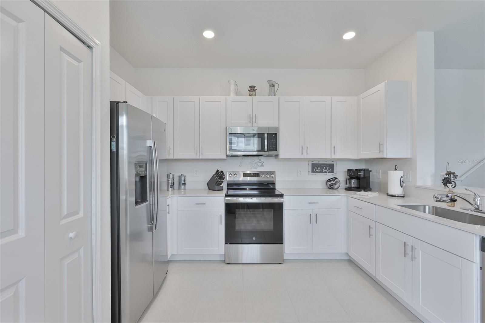2661 SUNRAY VENUS WAY — photo 10