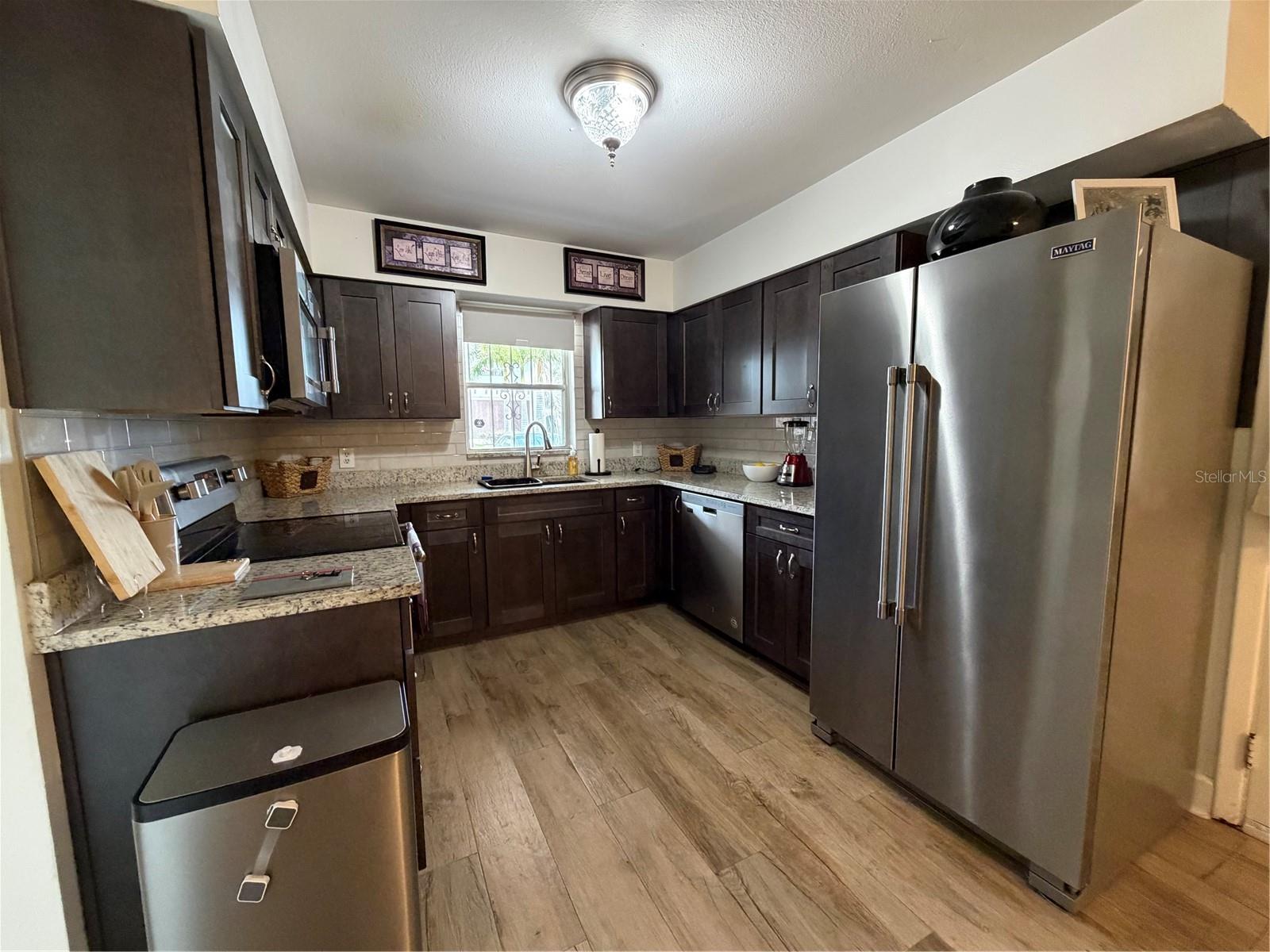 3230 W SAINT CONRAD ST — photo 3