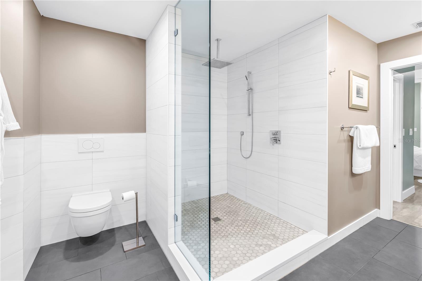 355 RED CEDAR CT NE — photo 13