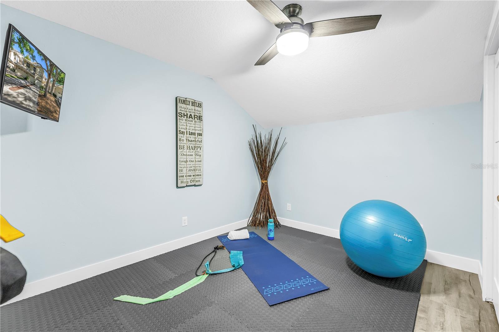 355 RED CEDAR CT NE — photo 36