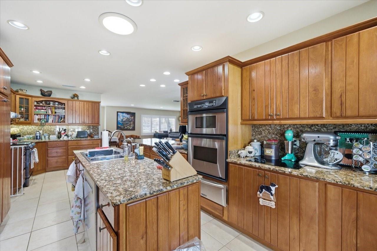 9449 ROBERTS RD — photo 19