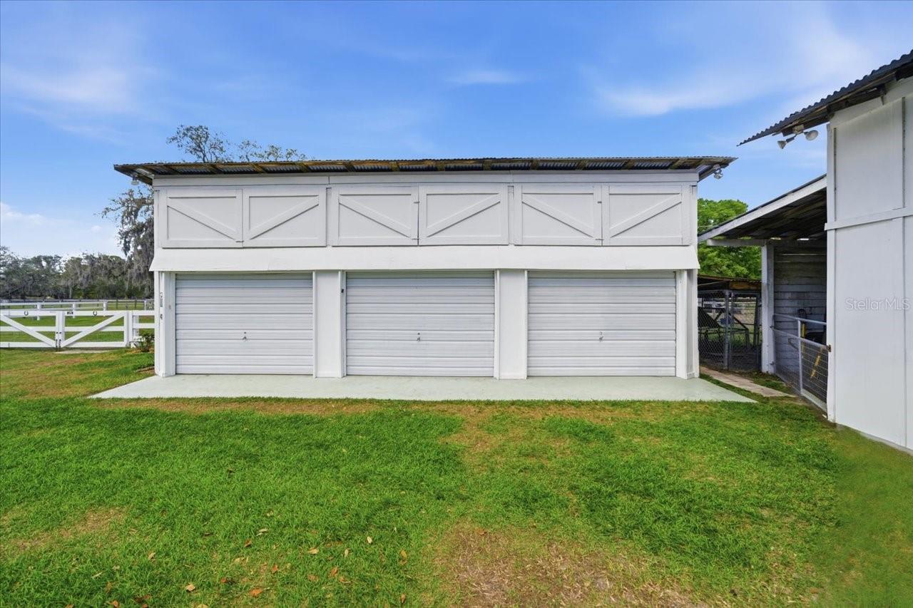 9449 ROBERTS RD — photo 48