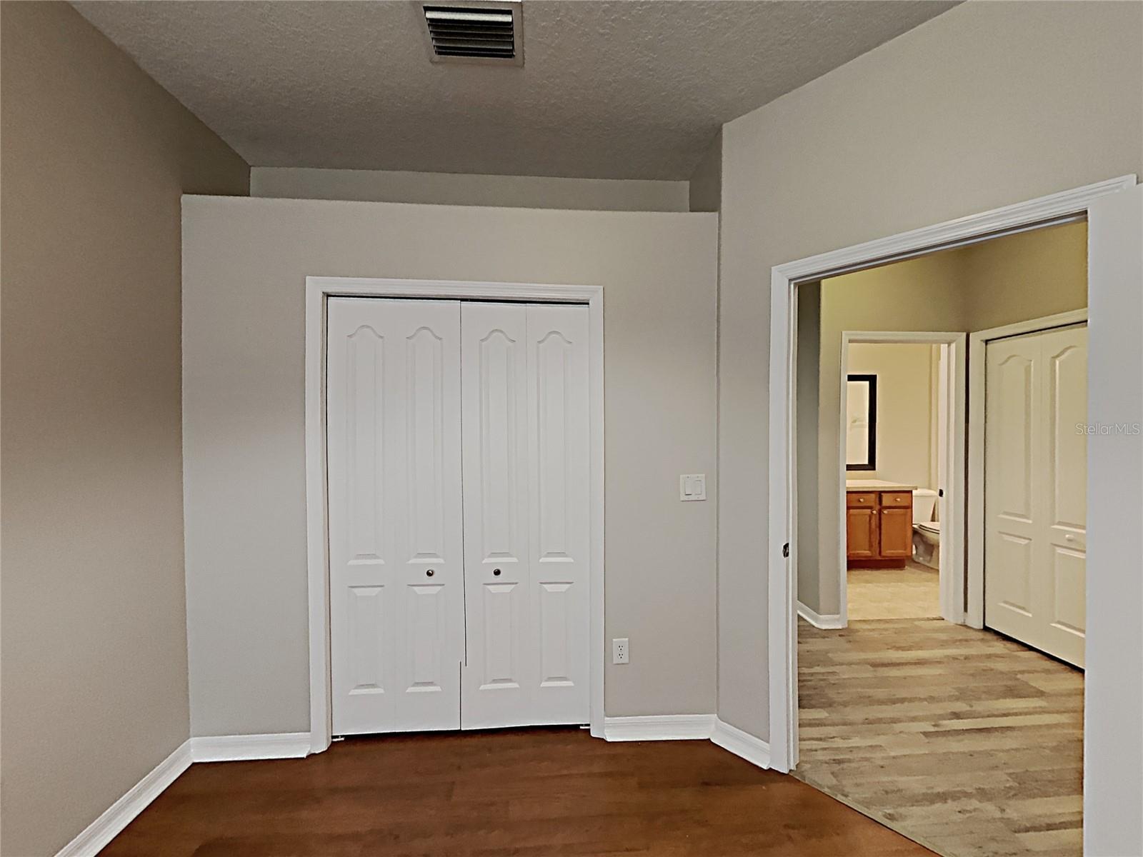 4020 LANGDRUM DR — photo 13
