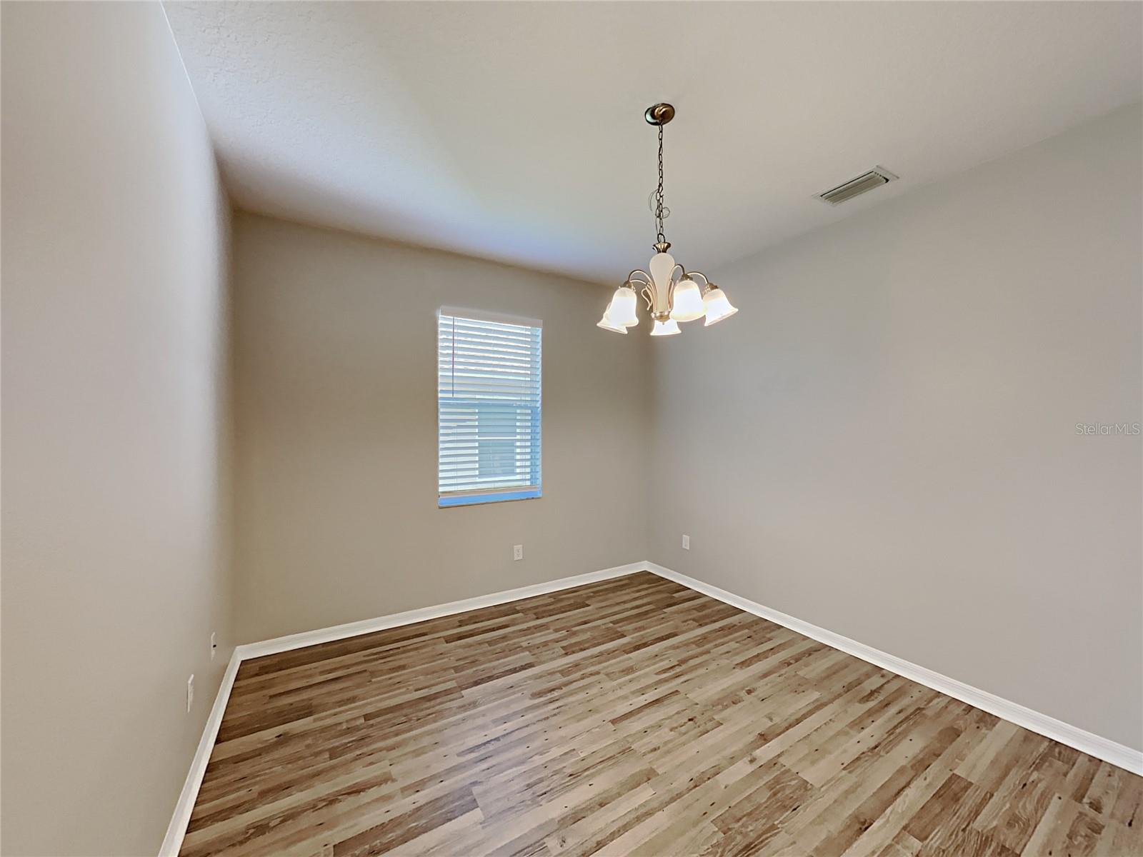 4020 LANGDRUM DR — photo 4