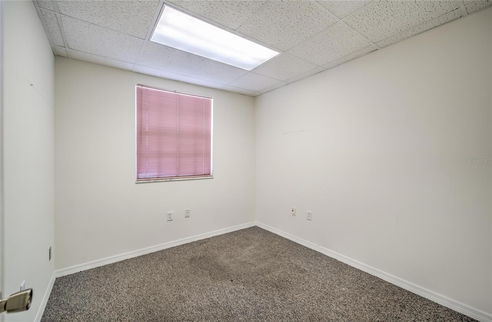 504 E BAKER ST — photo 95