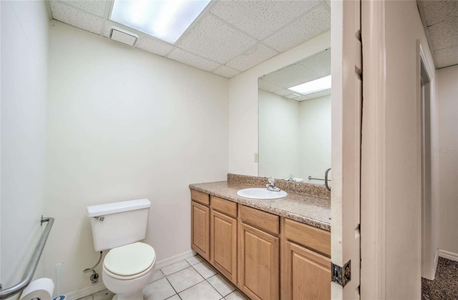 504 E BAKER ST — photo 64