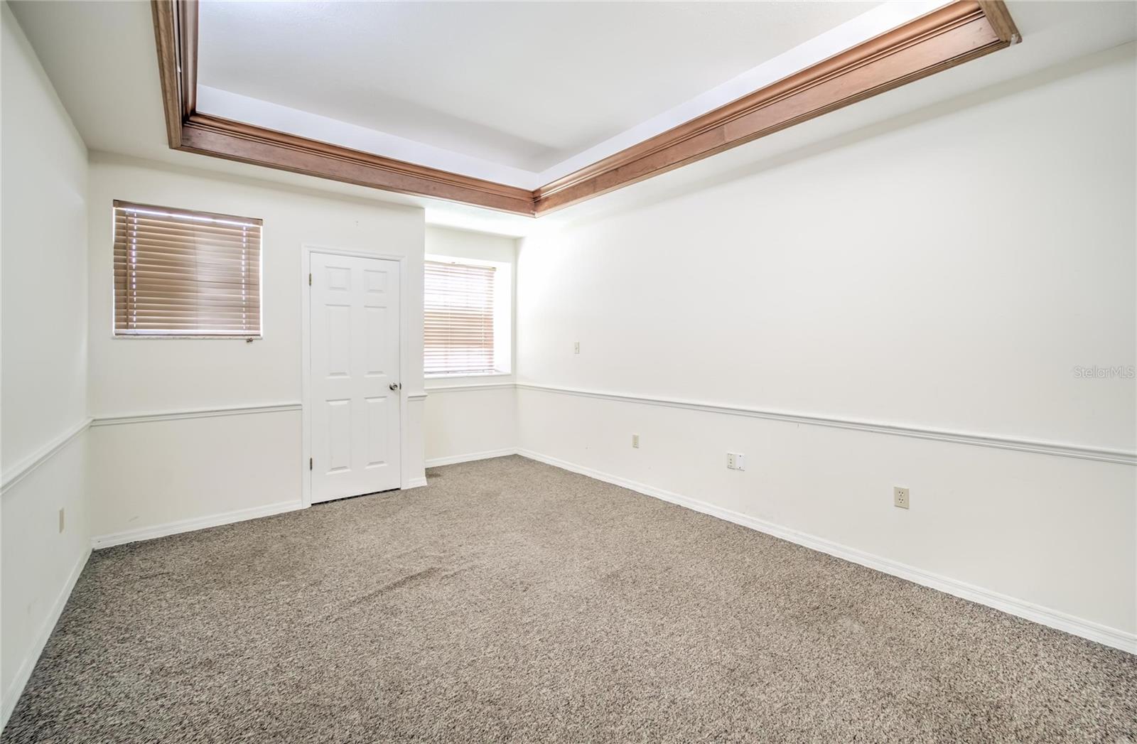 504 E BAKER ST — photo 69