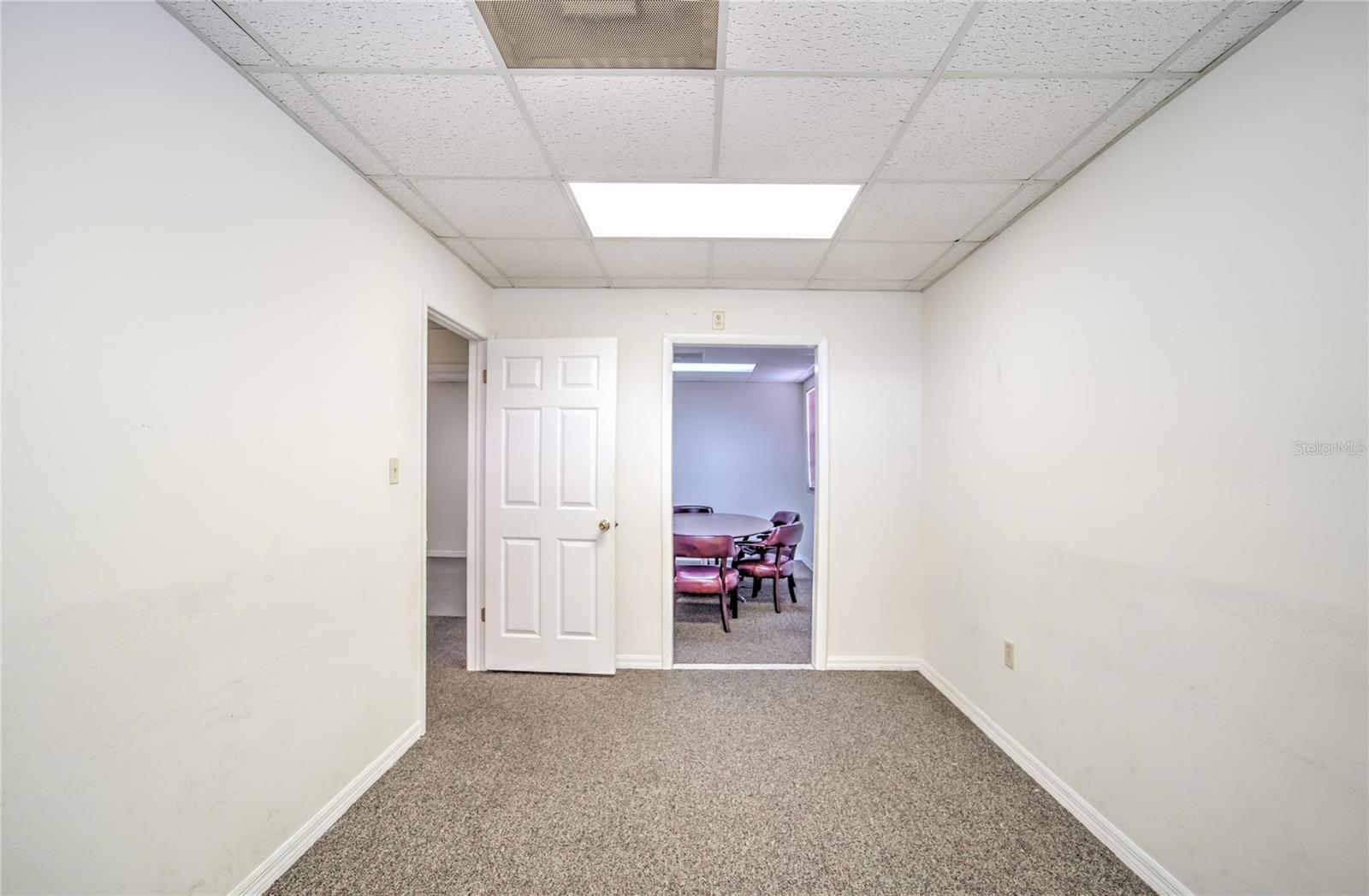 504 E BAKER ST — photo 94