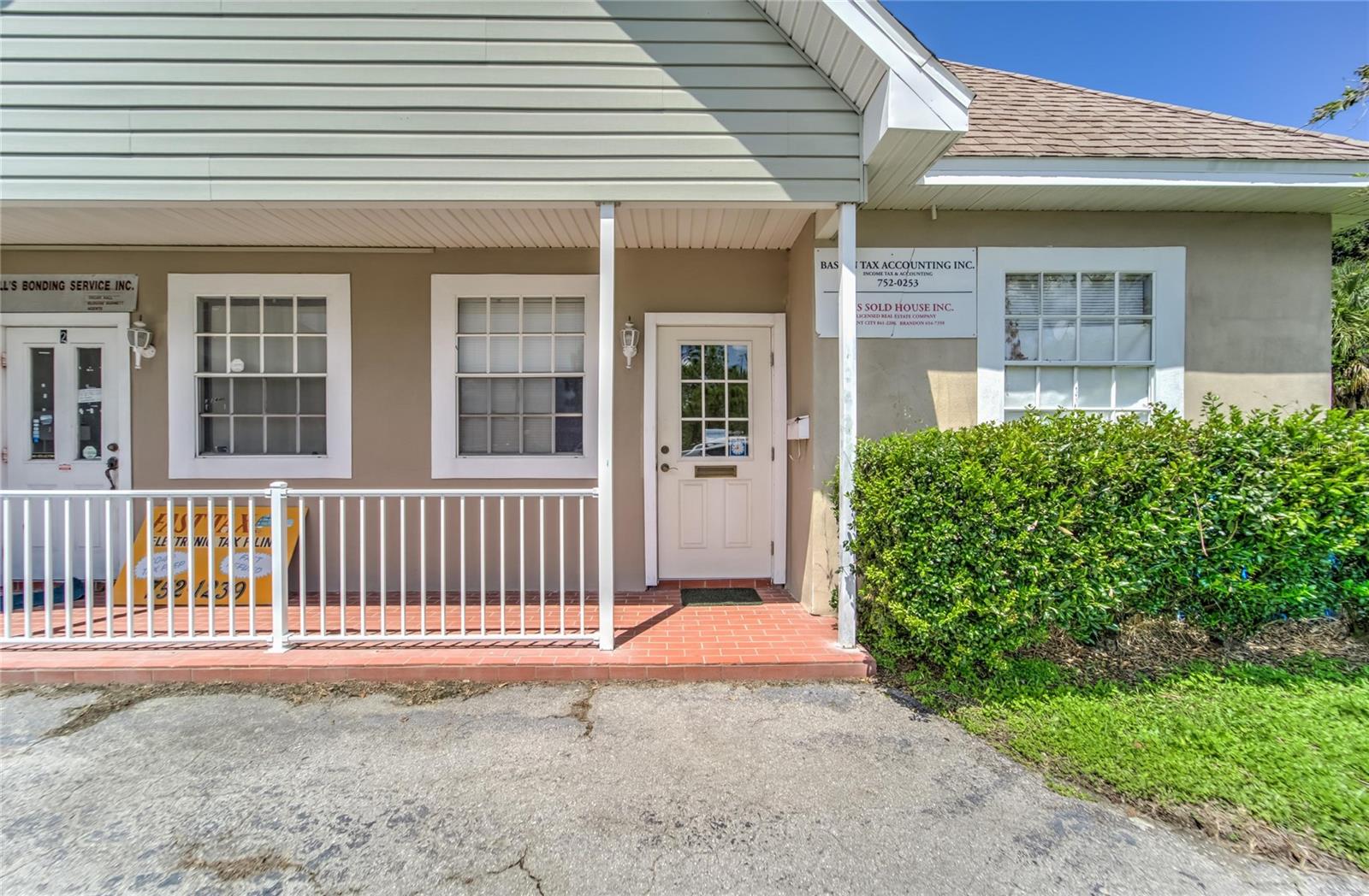504 E BAKER ST — photo 98