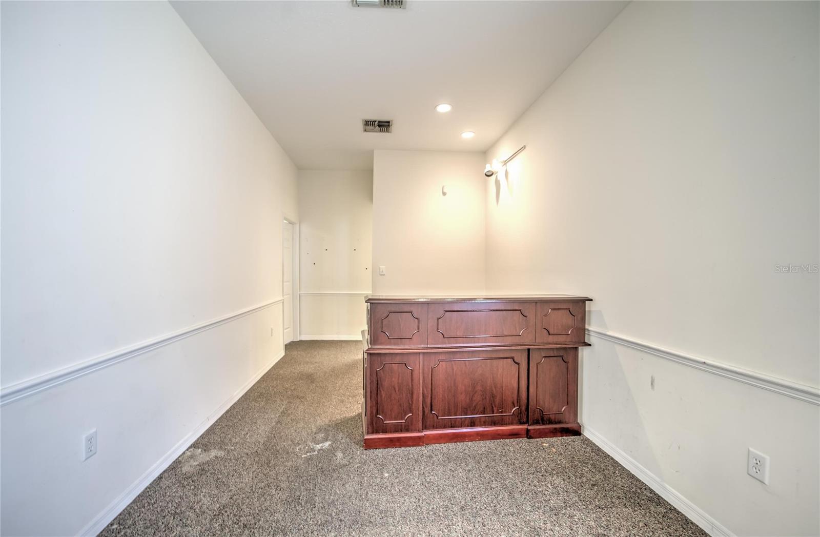 504 E BAKER ST — photo 58