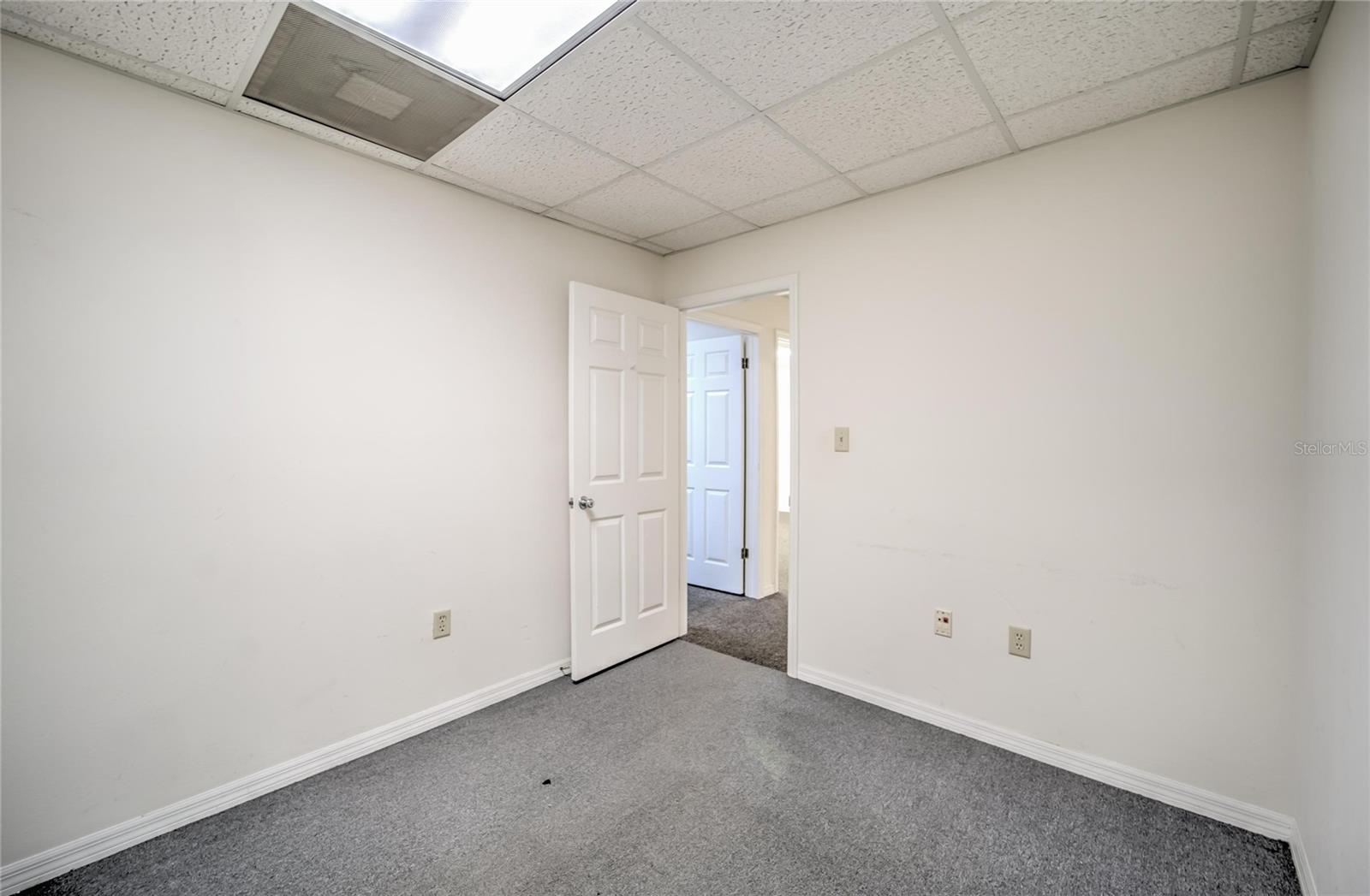 504 E BAKER ST — photo 88