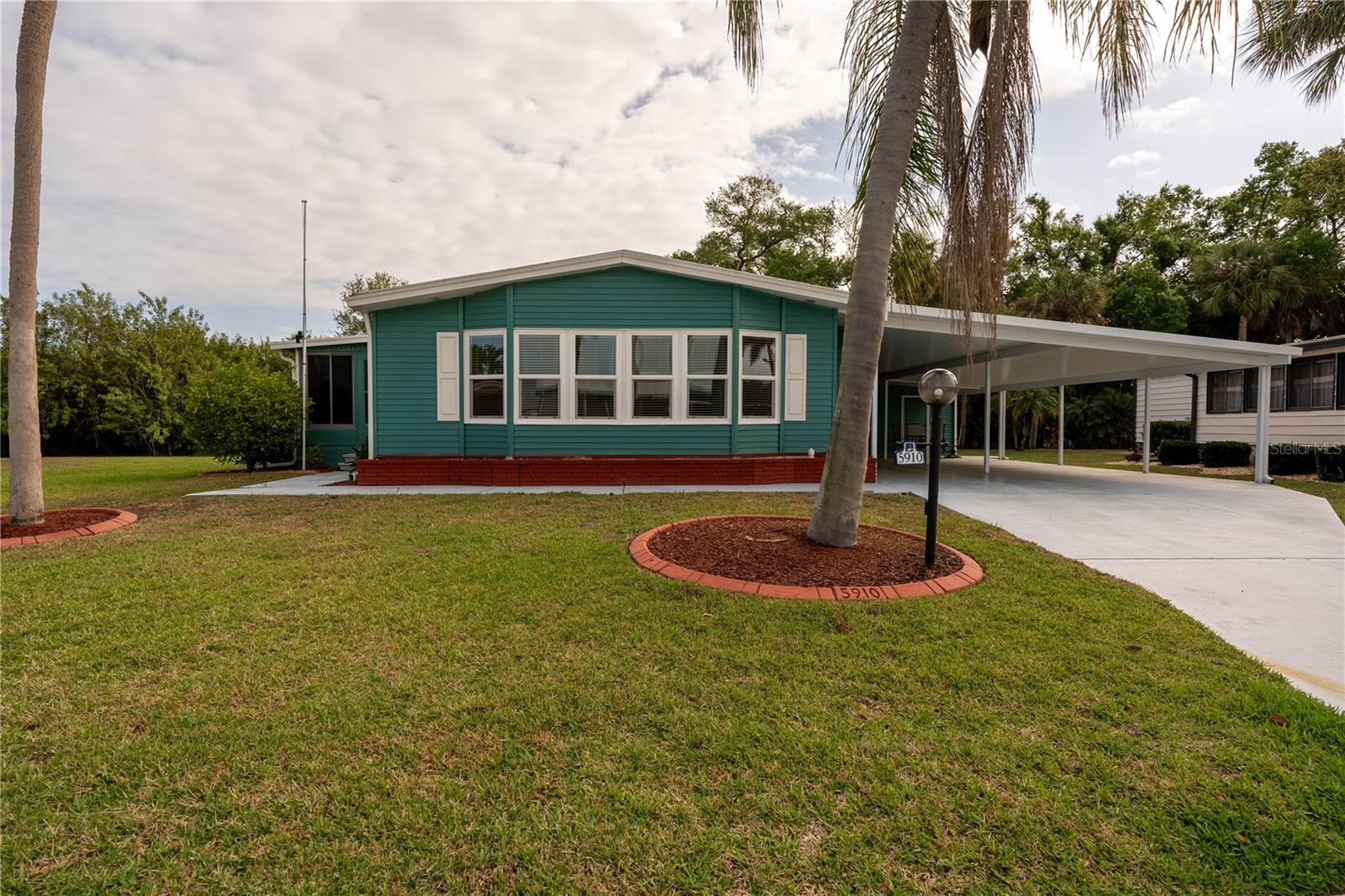 5910 MAJESTIC WAY — photo 60
