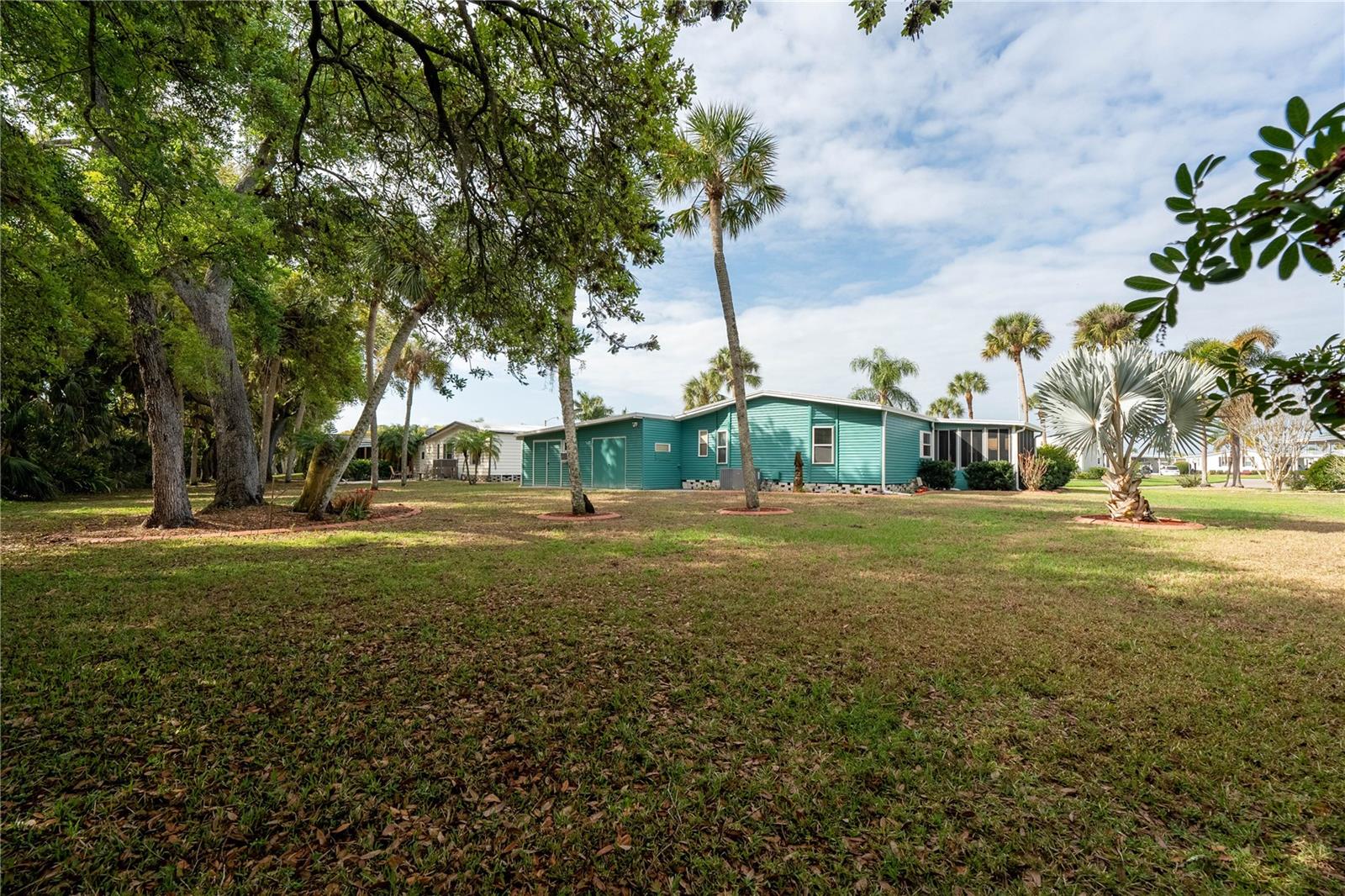 5910 MAJESTIC WAY — photo 39