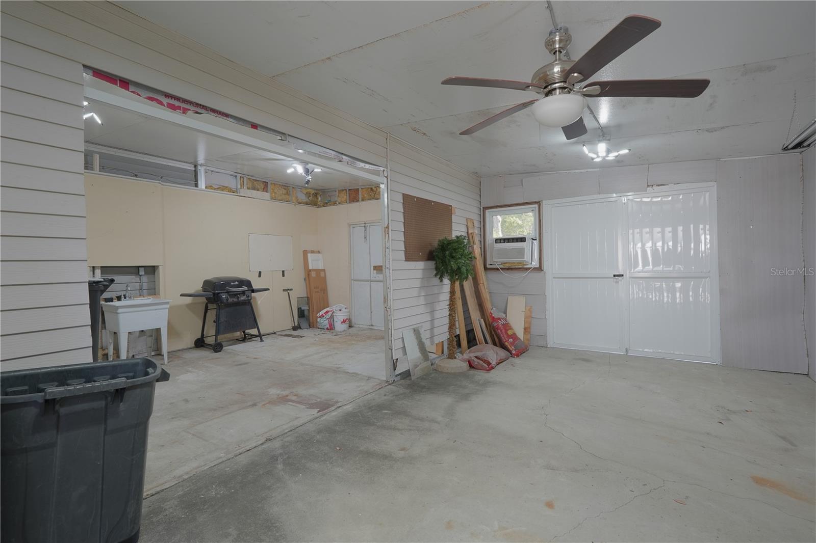 5910 MAJESTIC WAY — photo 36