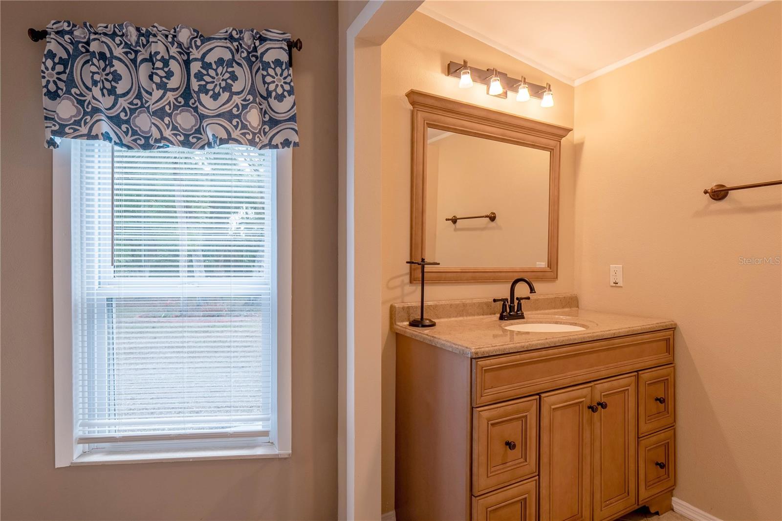 5910 MAJESTIC WAY — photo 30
