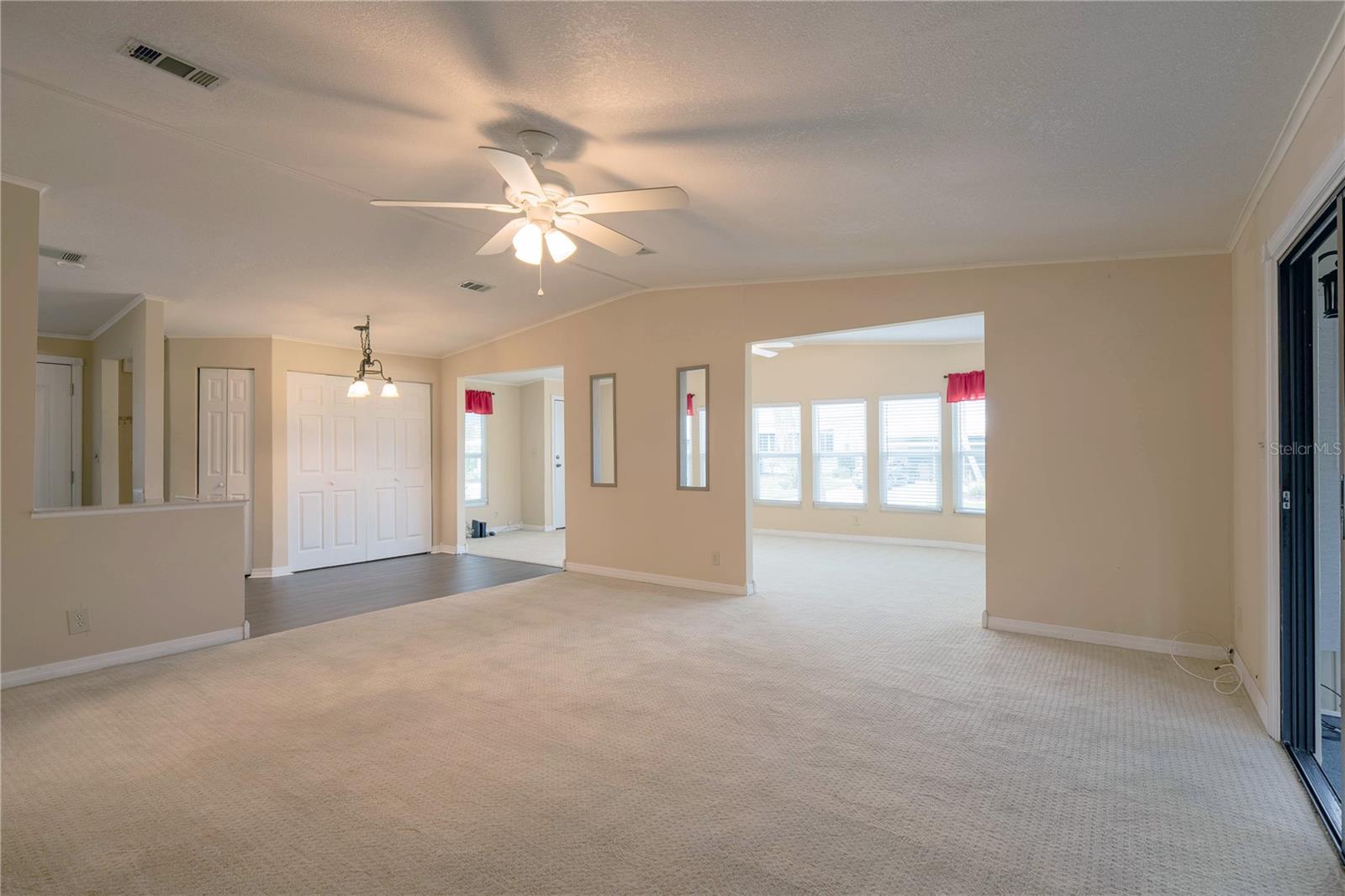 5910 MAJESTIC WAY — photo 4