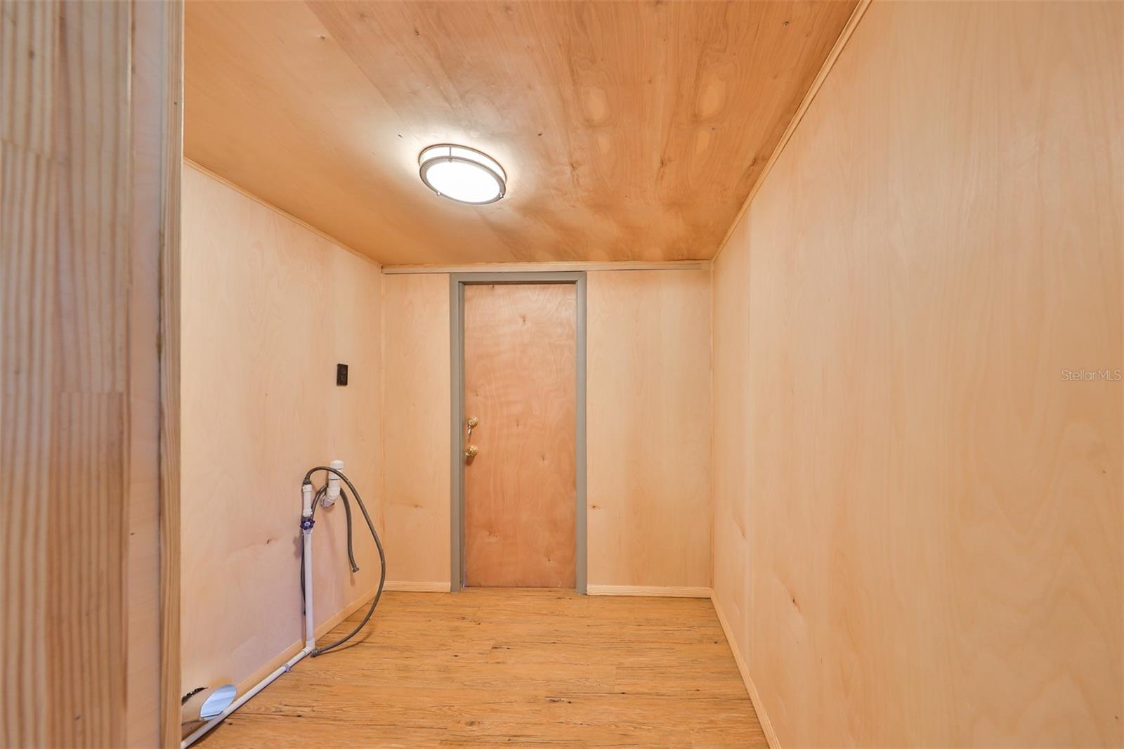 3908 W WALLACE AVE — photo 18