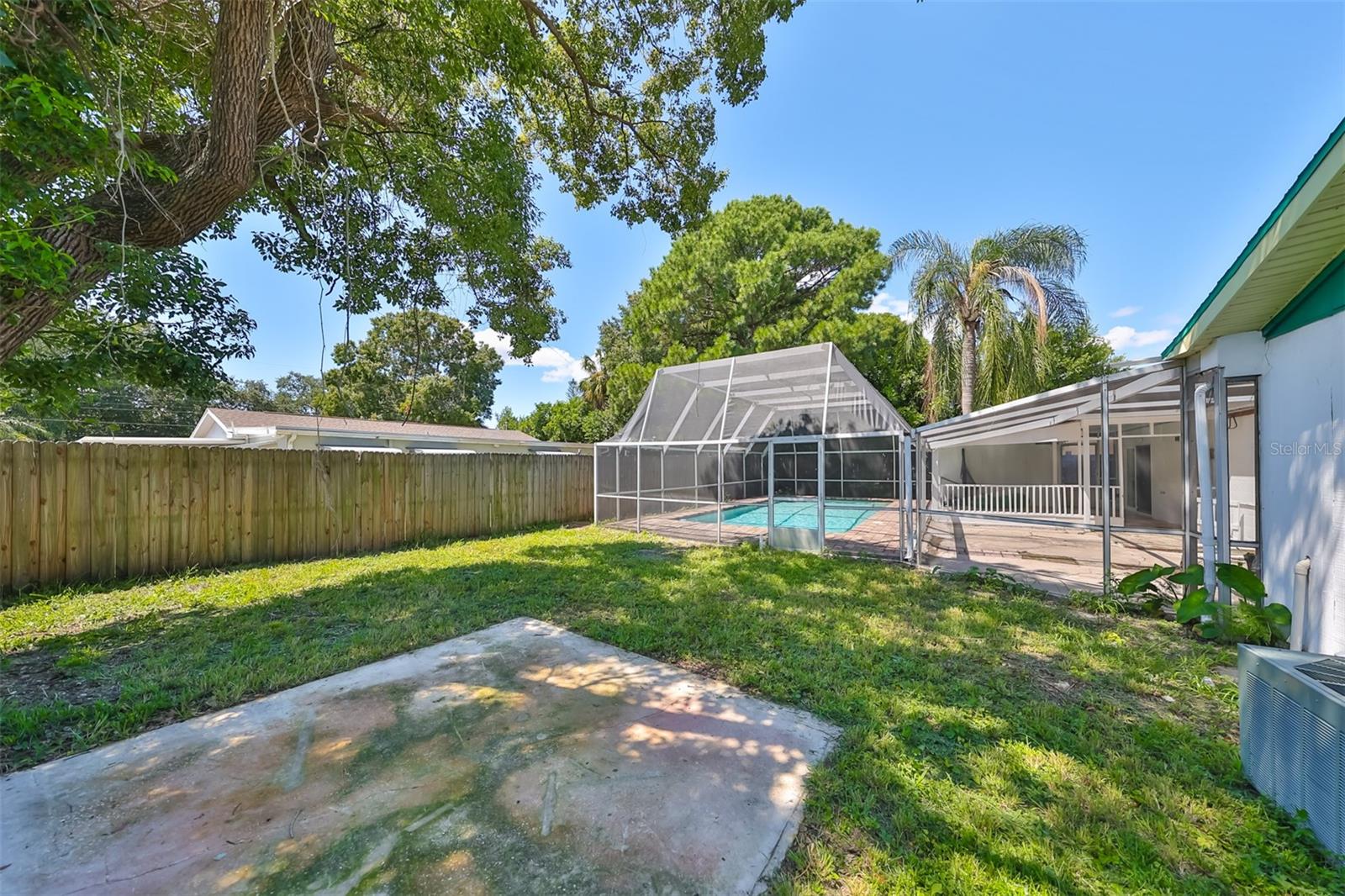 3908 W WALLACE AVE — photo 35