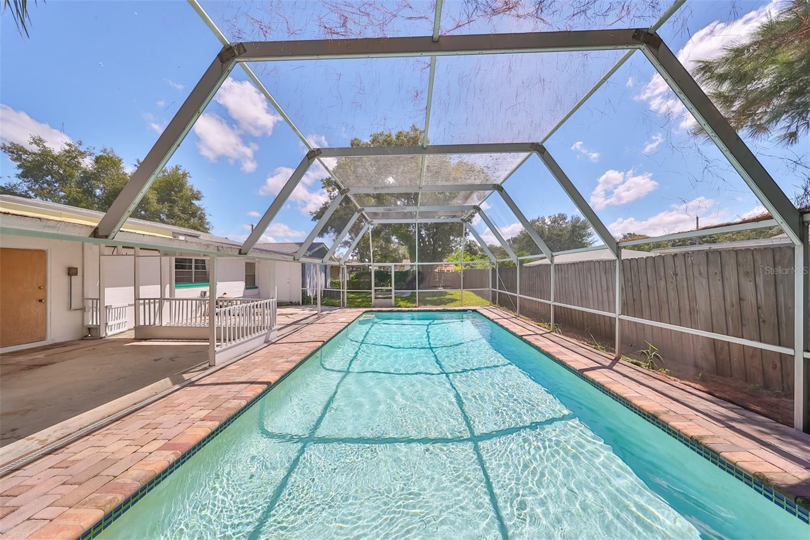 3908 W WALLACE AVE — photo 32