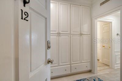51 MACEWEN DR #12 — photo 4