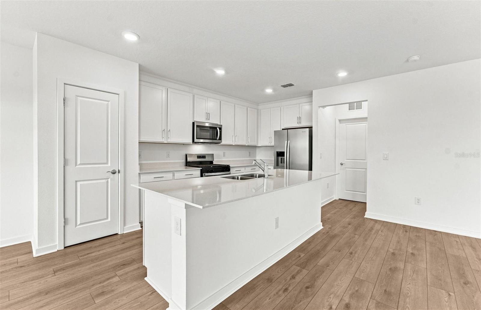 9877 TRELLIS VINE WAY — photo 3