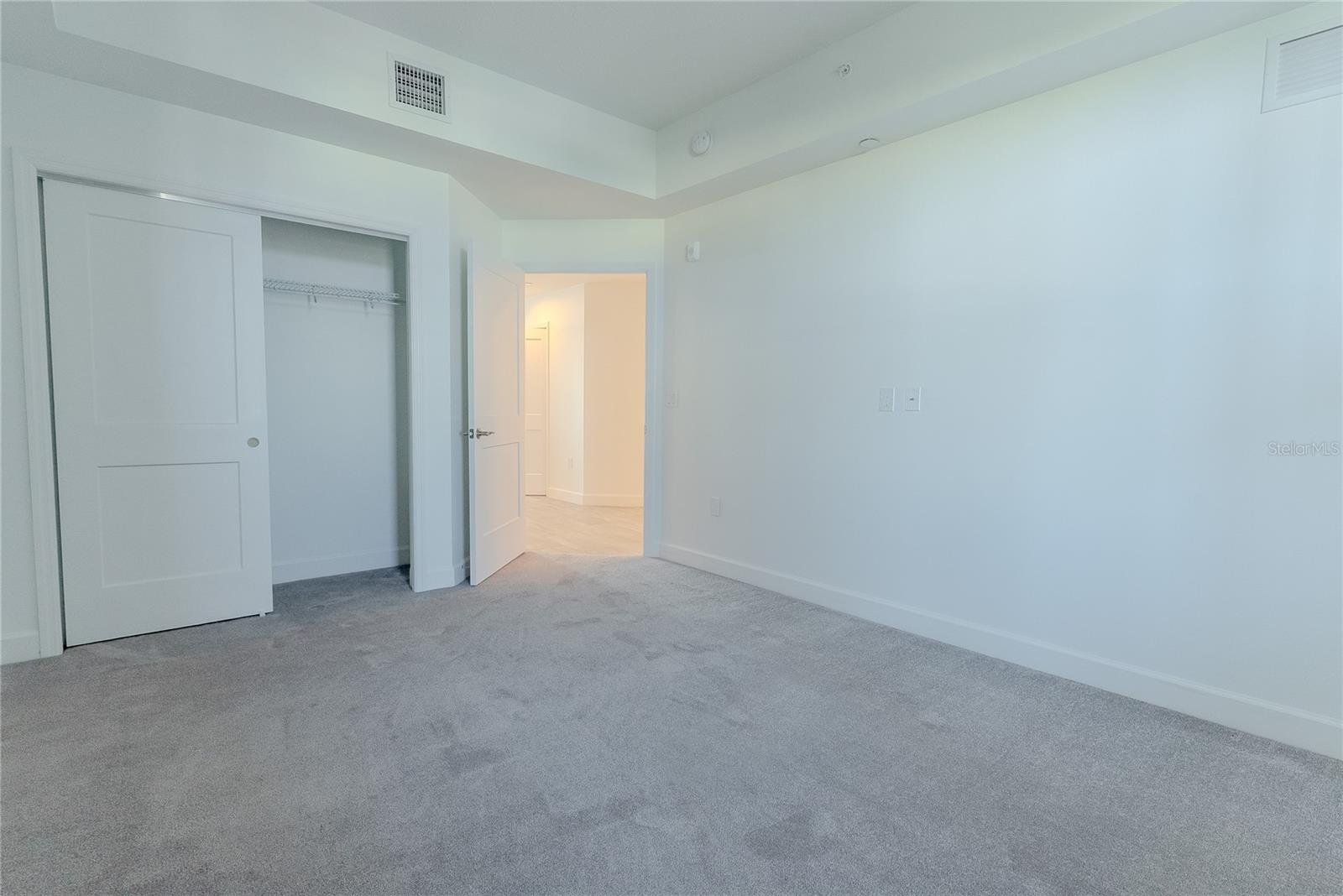 125 ISLAND WAY #503 — photo 36